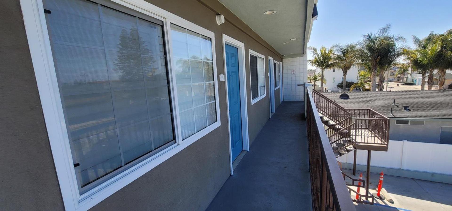 Beachwalker Inn & Suites photo 35