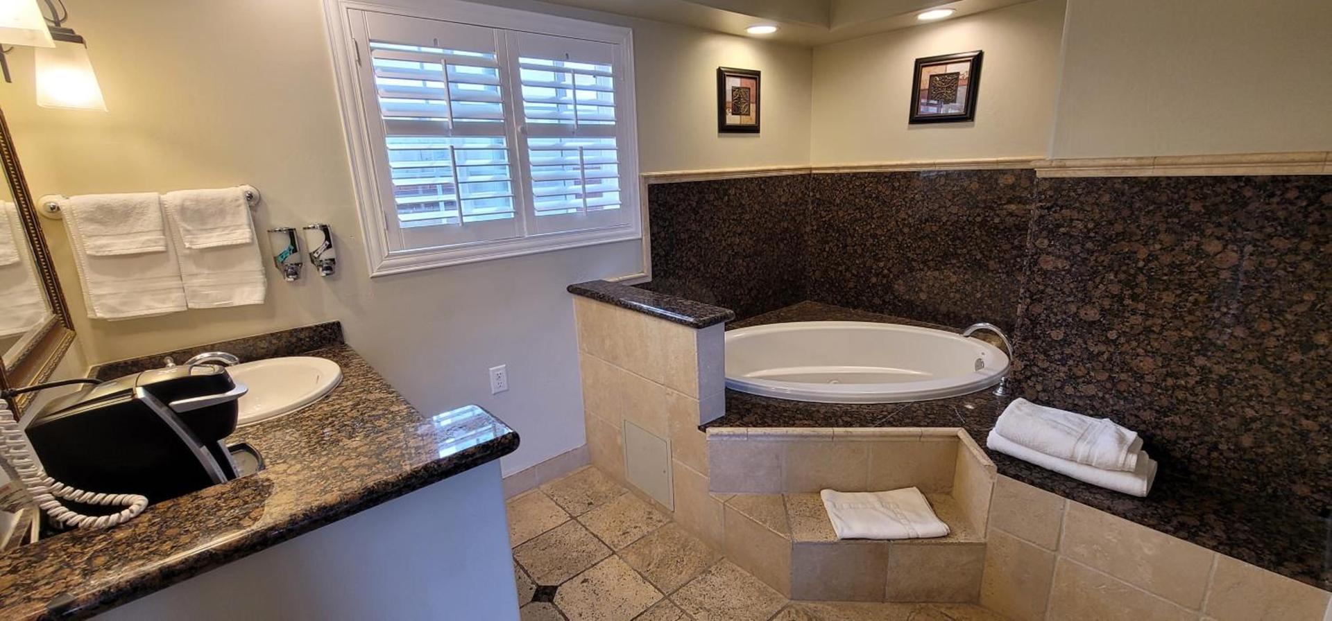 Beachwalker Inn & Suites photo 40