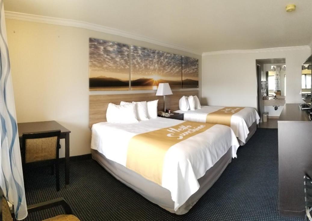 Days Inn by Wyndham Winnemucca photo 31