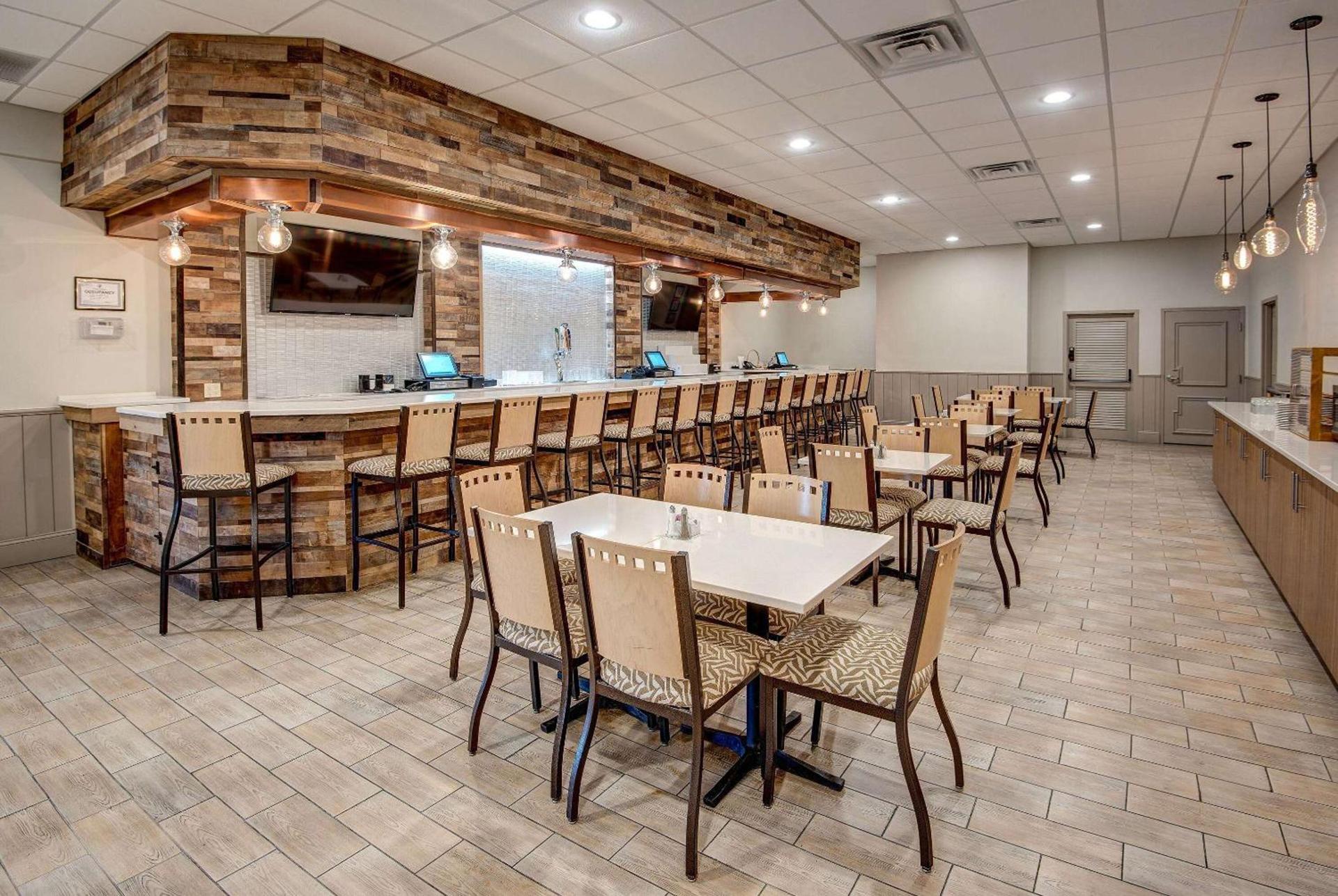 Days Hotel by Wyndham Toms River Jersey Shore photo 42