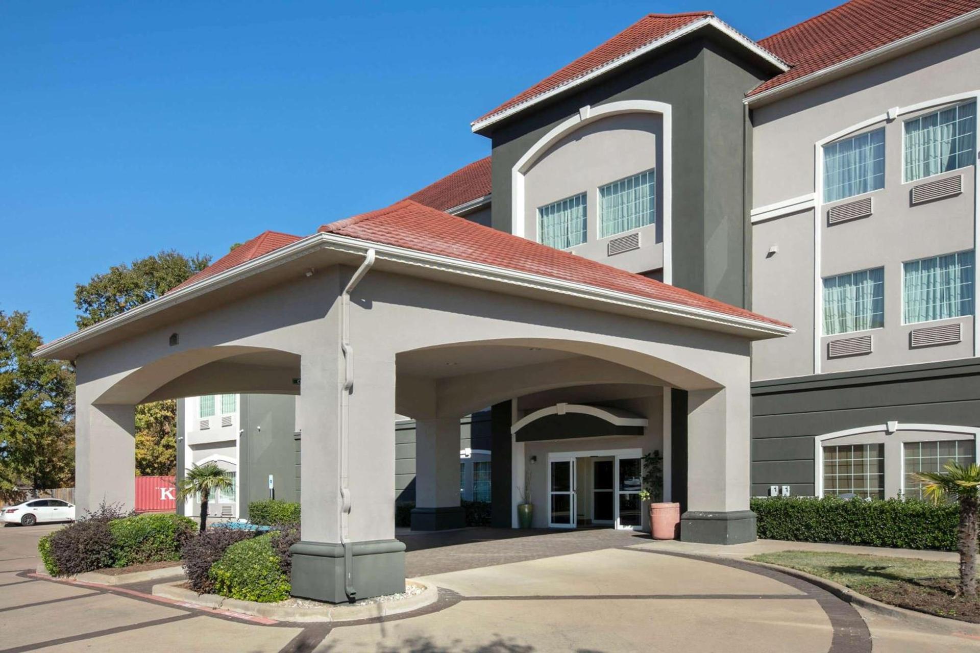 La Quinta by Wyndham I-20 Longview South photo 2