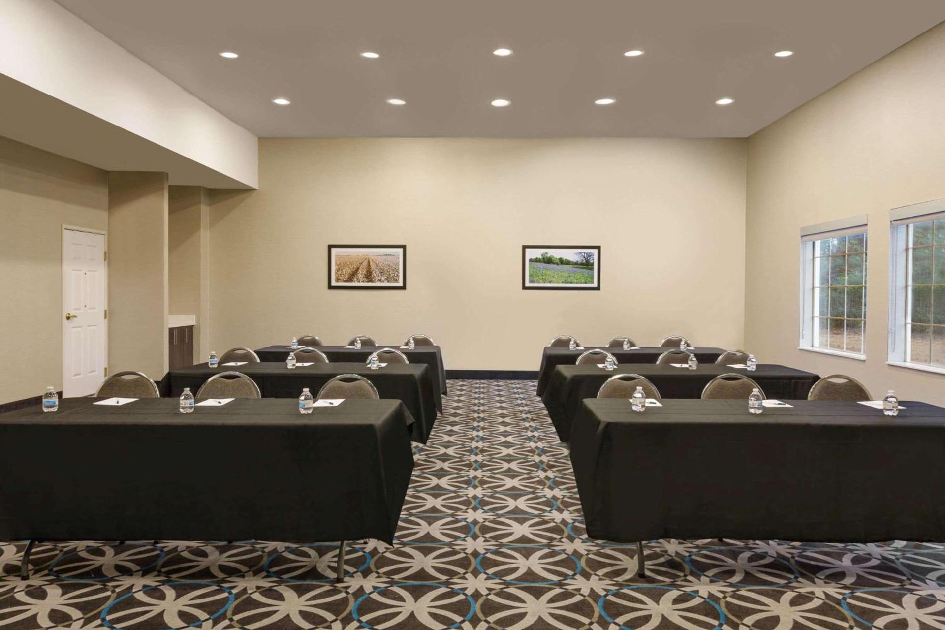 La Quinta by Wyndham I-20 Longview South photo 25