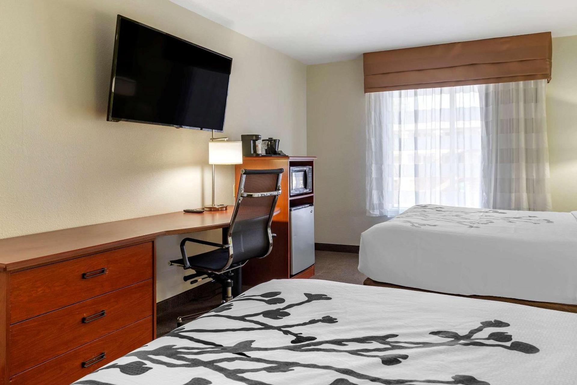 Sleep Inn & Suites Stockbridge Atlanta South photo 19
