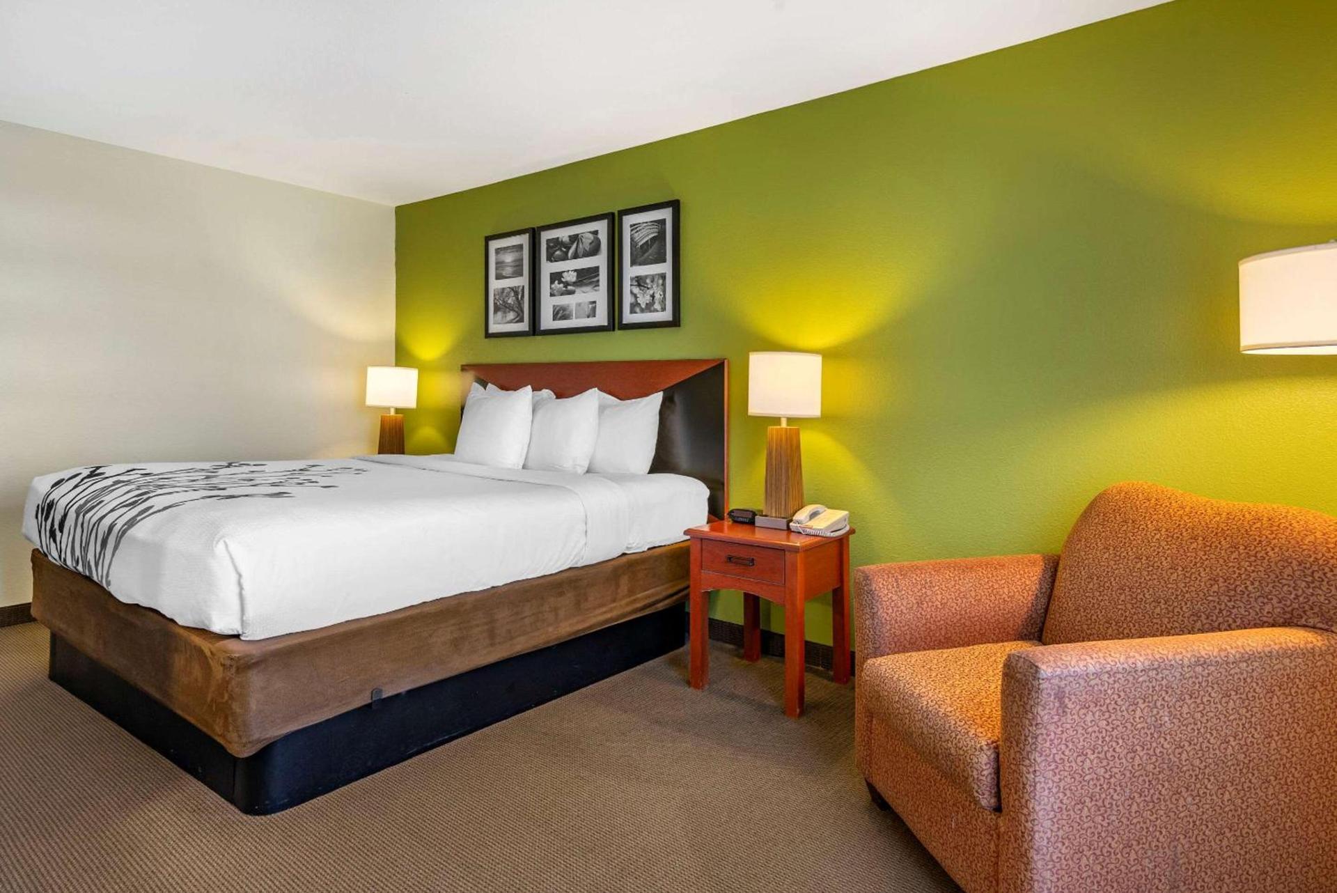 Sleep Inn & Suites Stockbridge Atlanta South photo 11