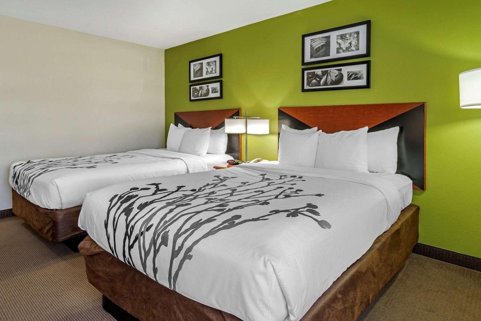 Sleep Inn & Suites Stockbridge Atlanta South photo 26