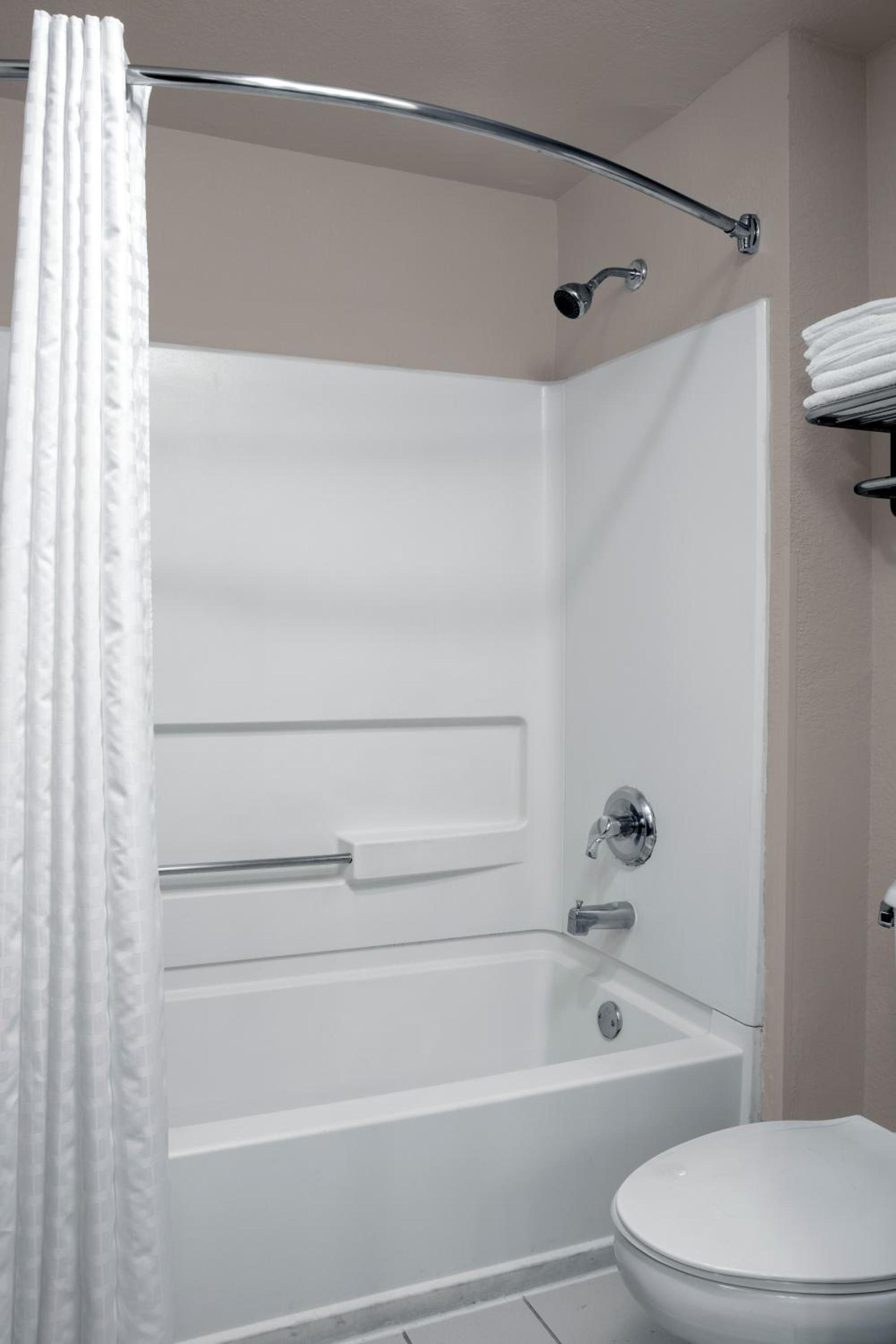 Spark by Hilton Miami Doral photo 4