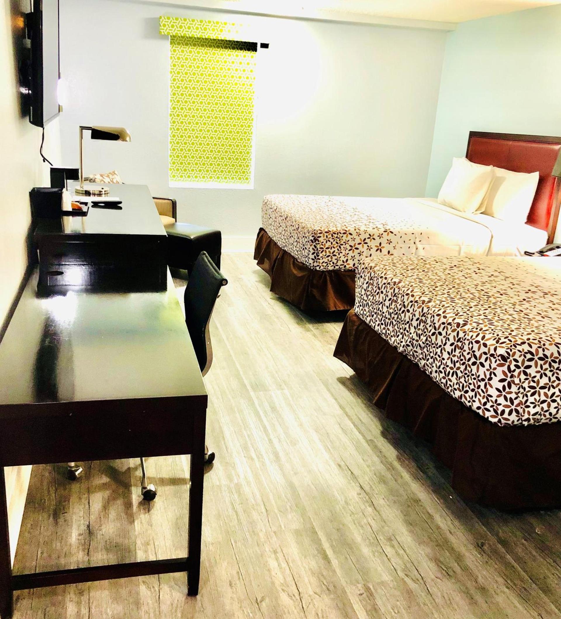 Econo Lodge Montgomery South I-65 photo 22