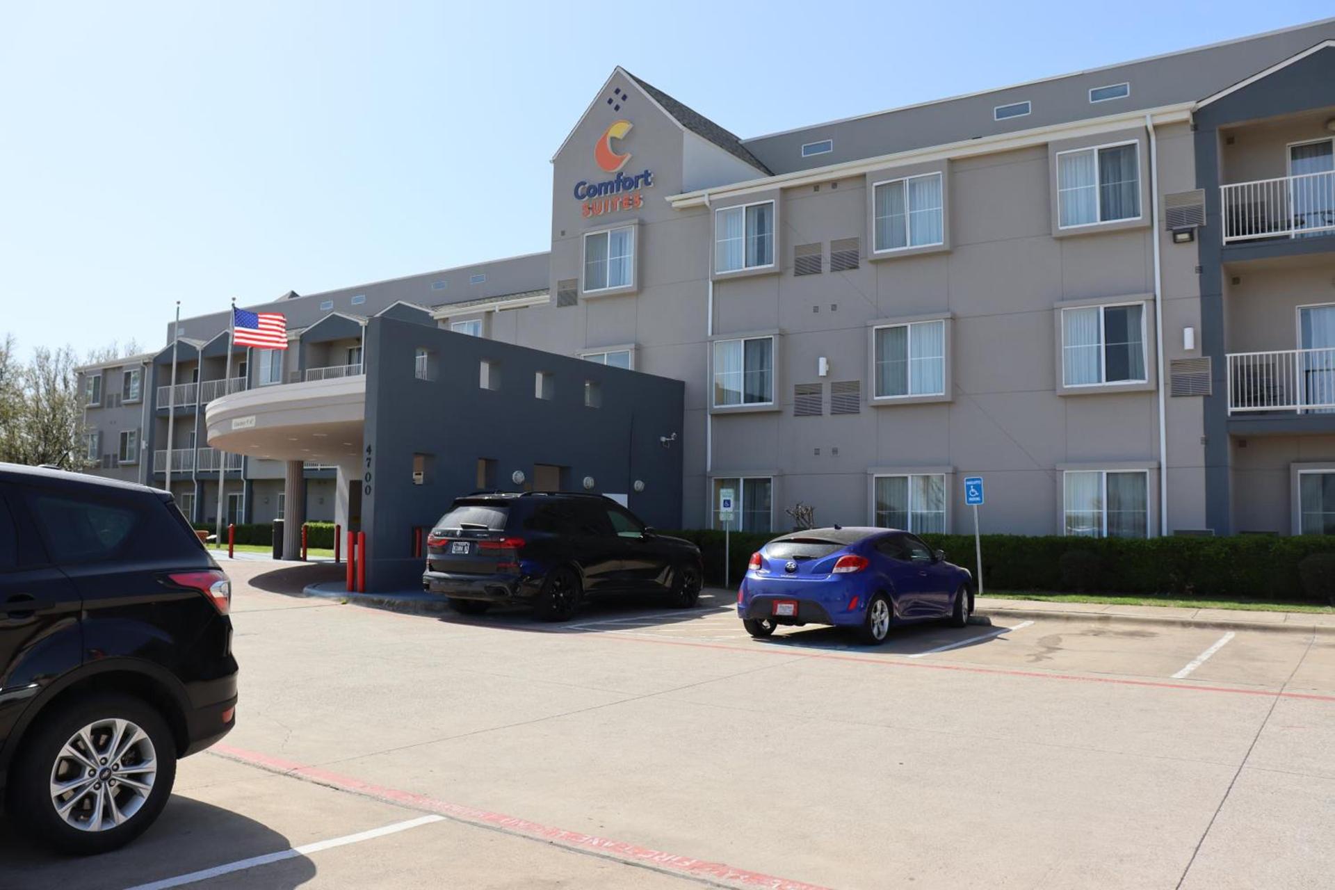 Comfort Suites DFW Airport photo 35