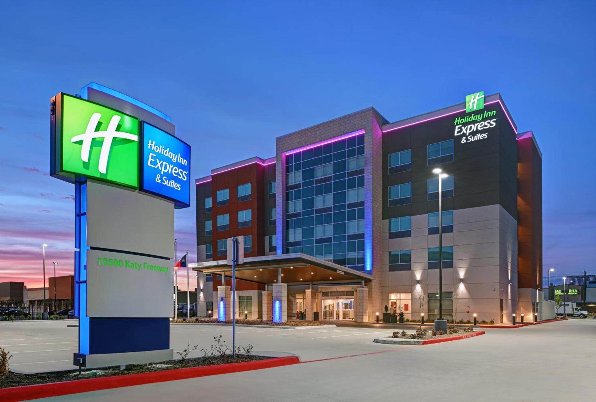 Holiday Inn Express & Suites Memorial – CityCentre by IHG photo 30