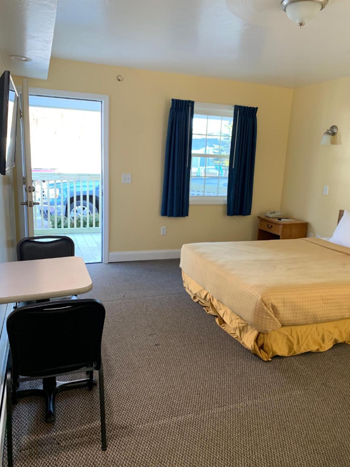 Brookside Inn & Cottages photo 33