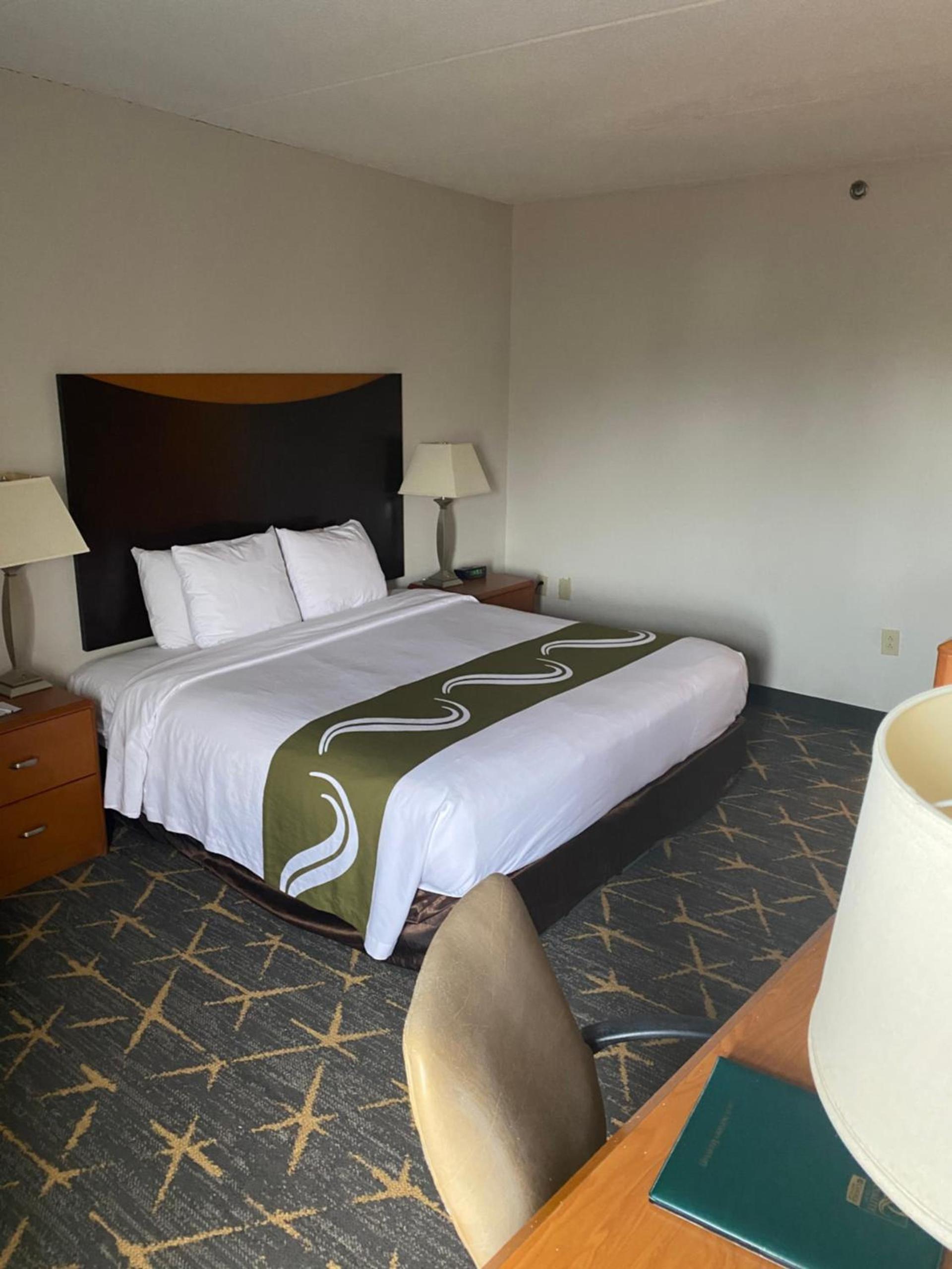Quality Inn Spring Valley - Nanuet photo 9