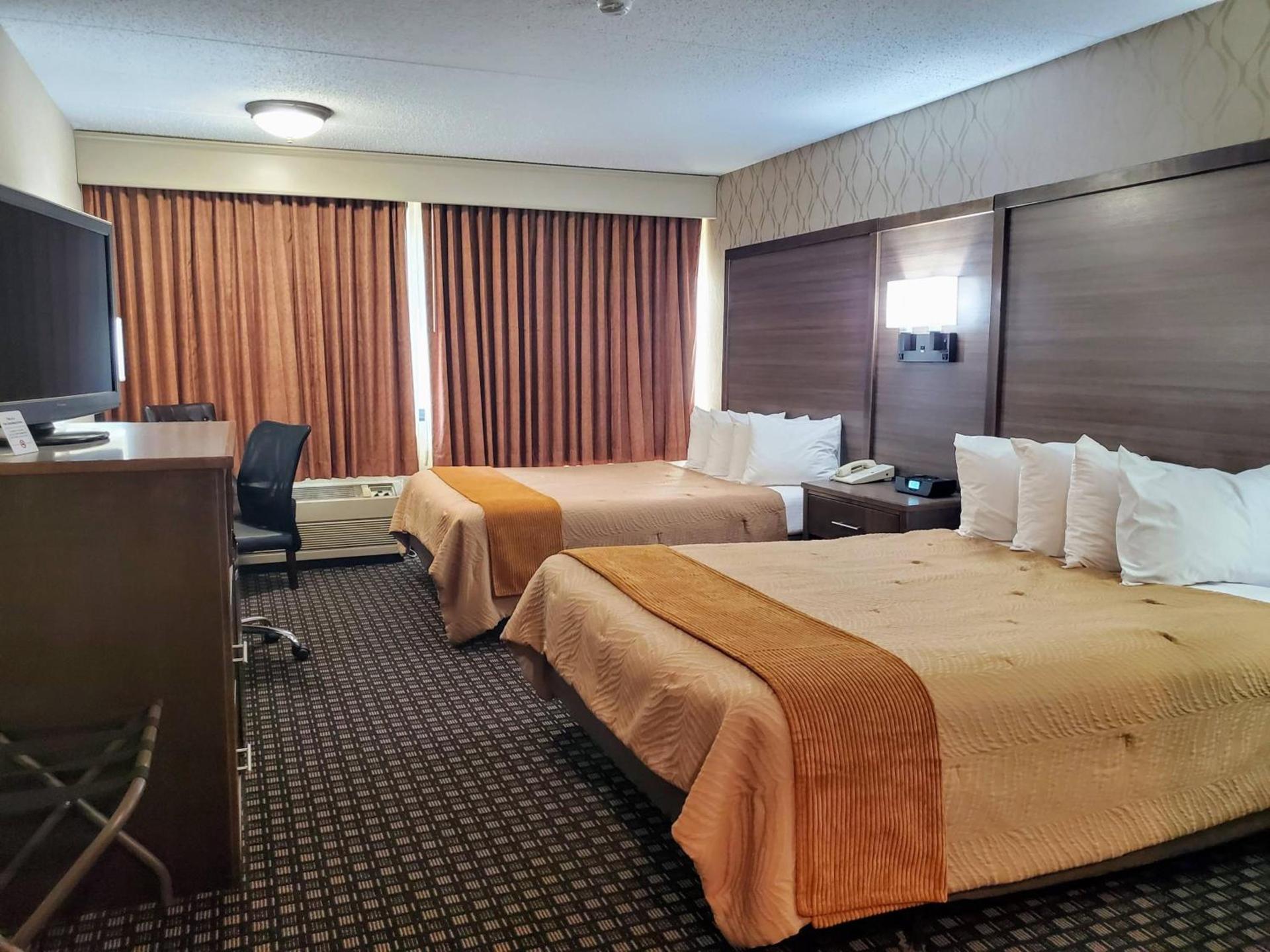 AmericInn by Wyndham Watertown photo 30