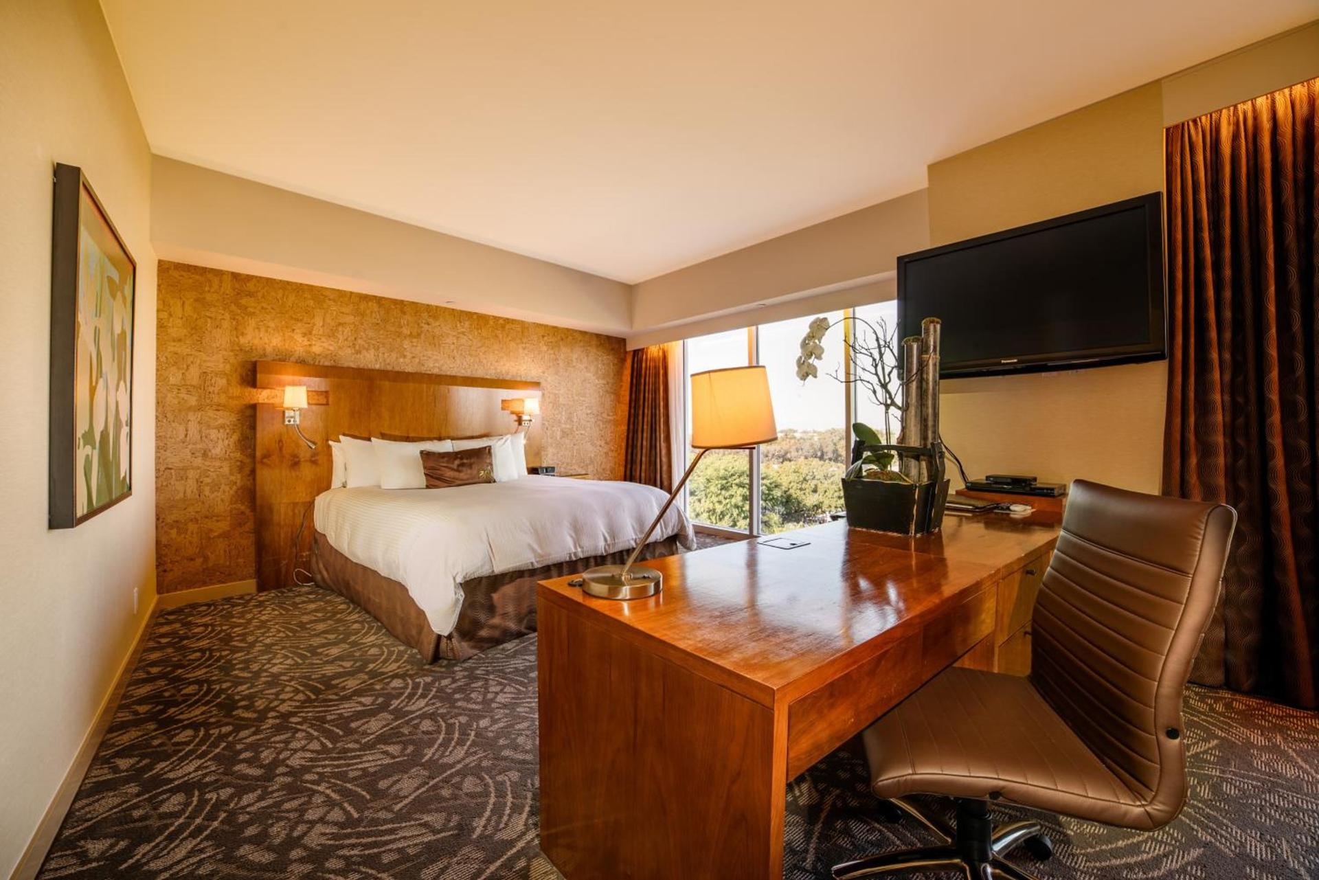 Miyako Hybrid Hotel Torrance photo 25