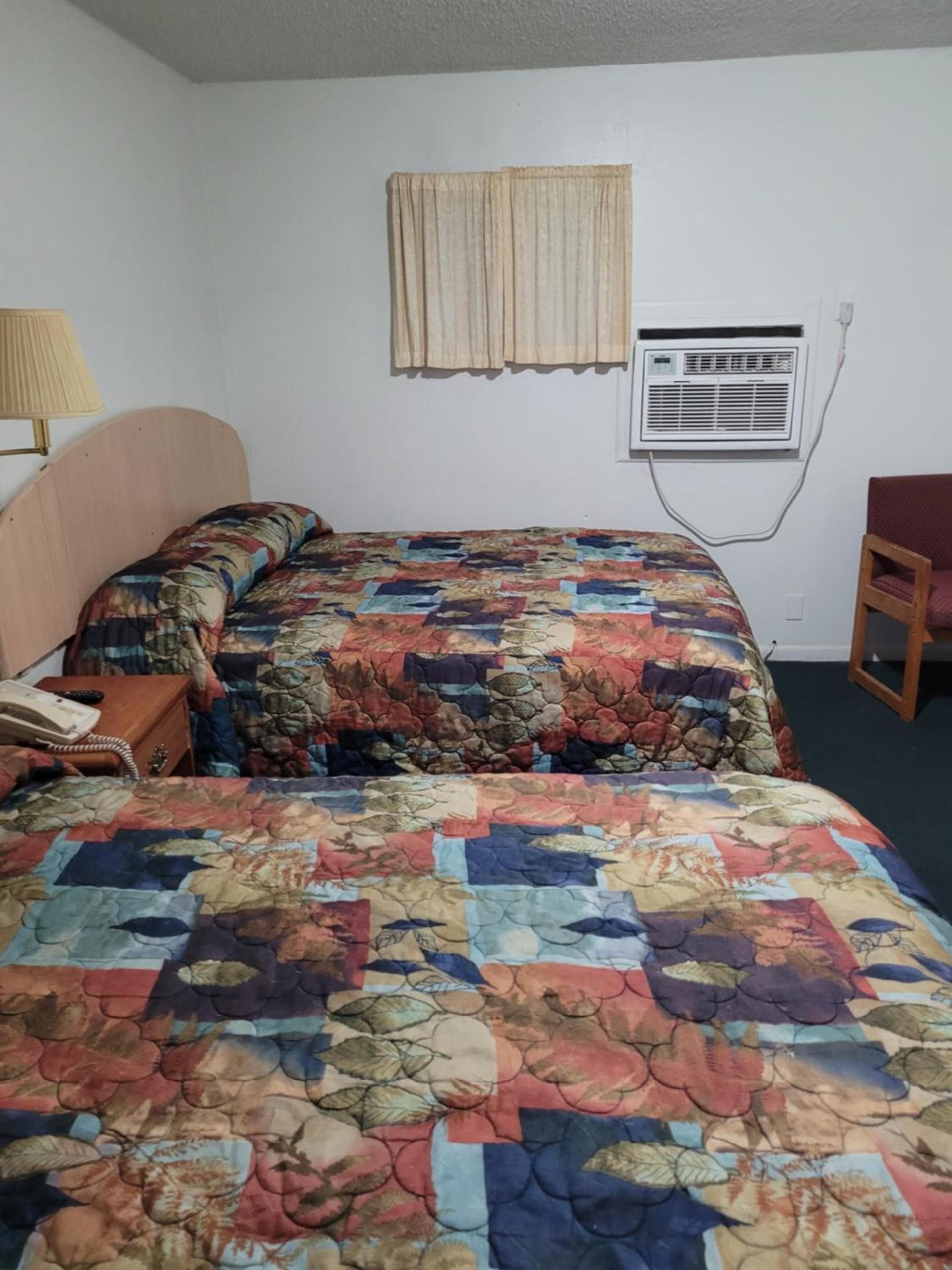 Relax Inn Ranger photo 8
