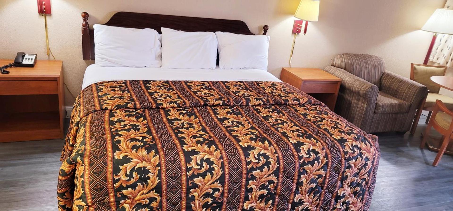 Regency Travel Inn photo 16