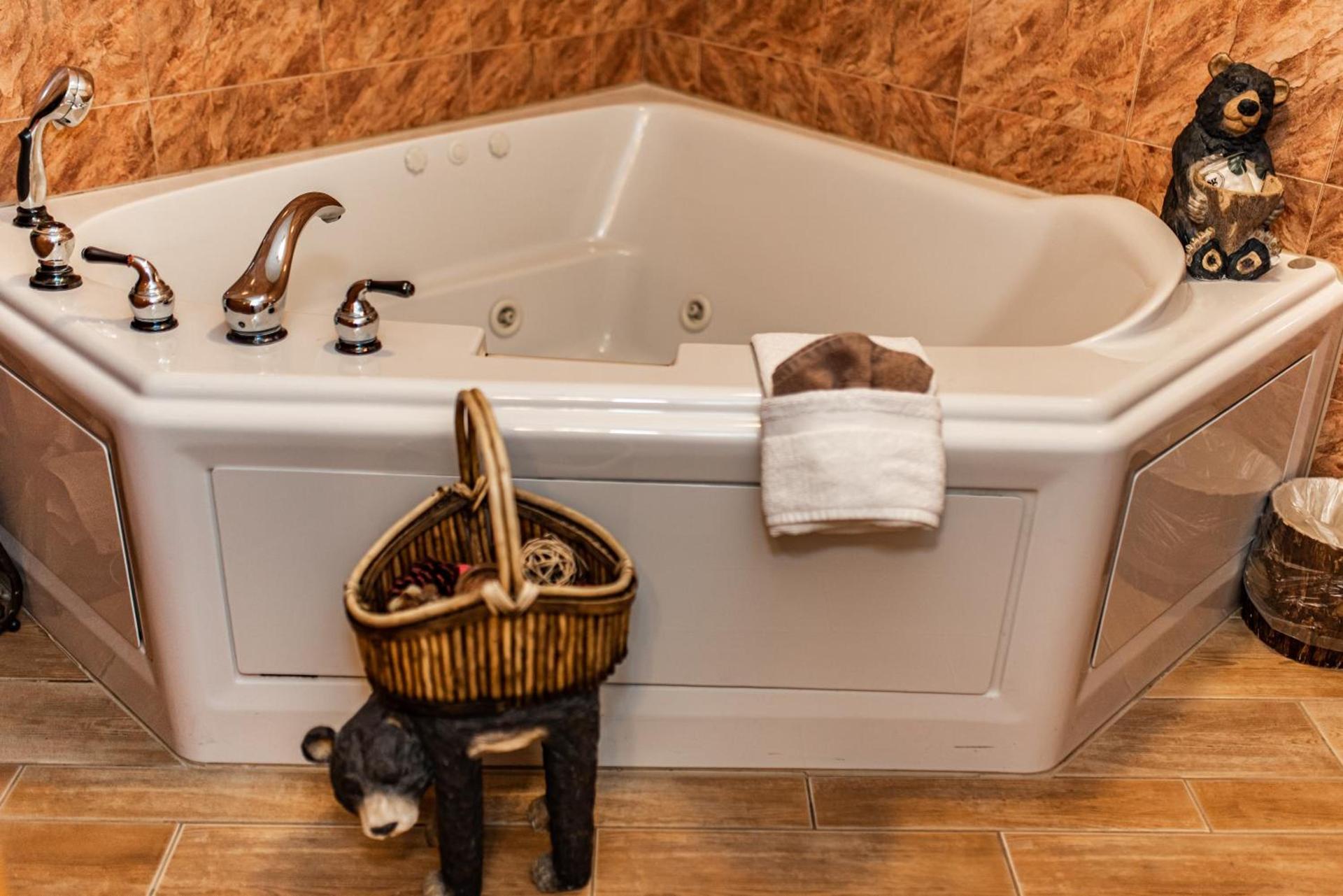 Gateway Inn and Suites photo 23