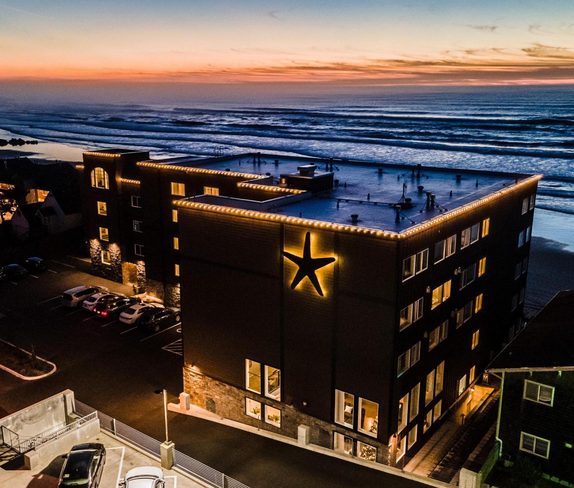 Starfish Manor Oceanfront Hotel photo 38