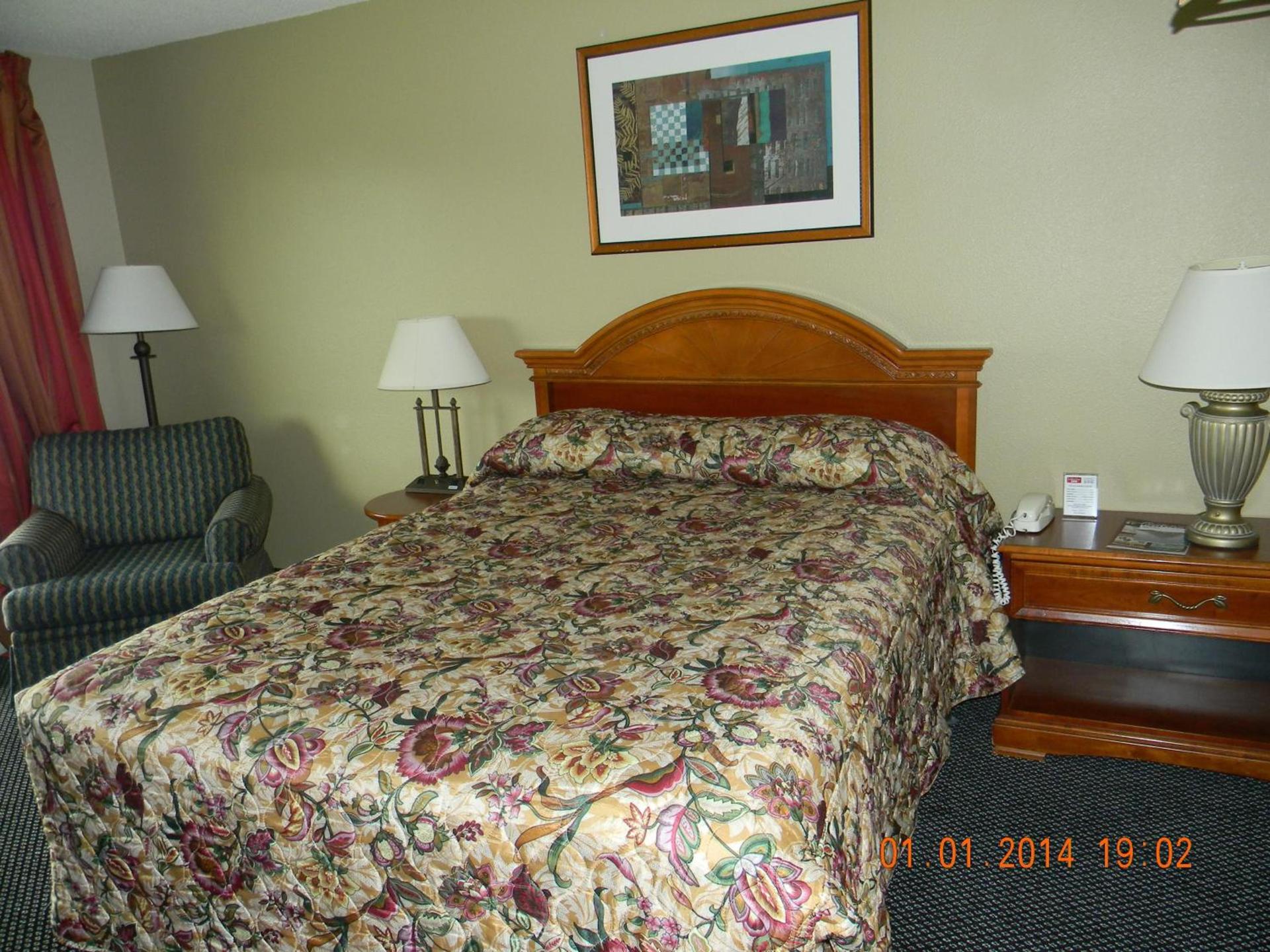 Lakeview Inn Centralia photo 10