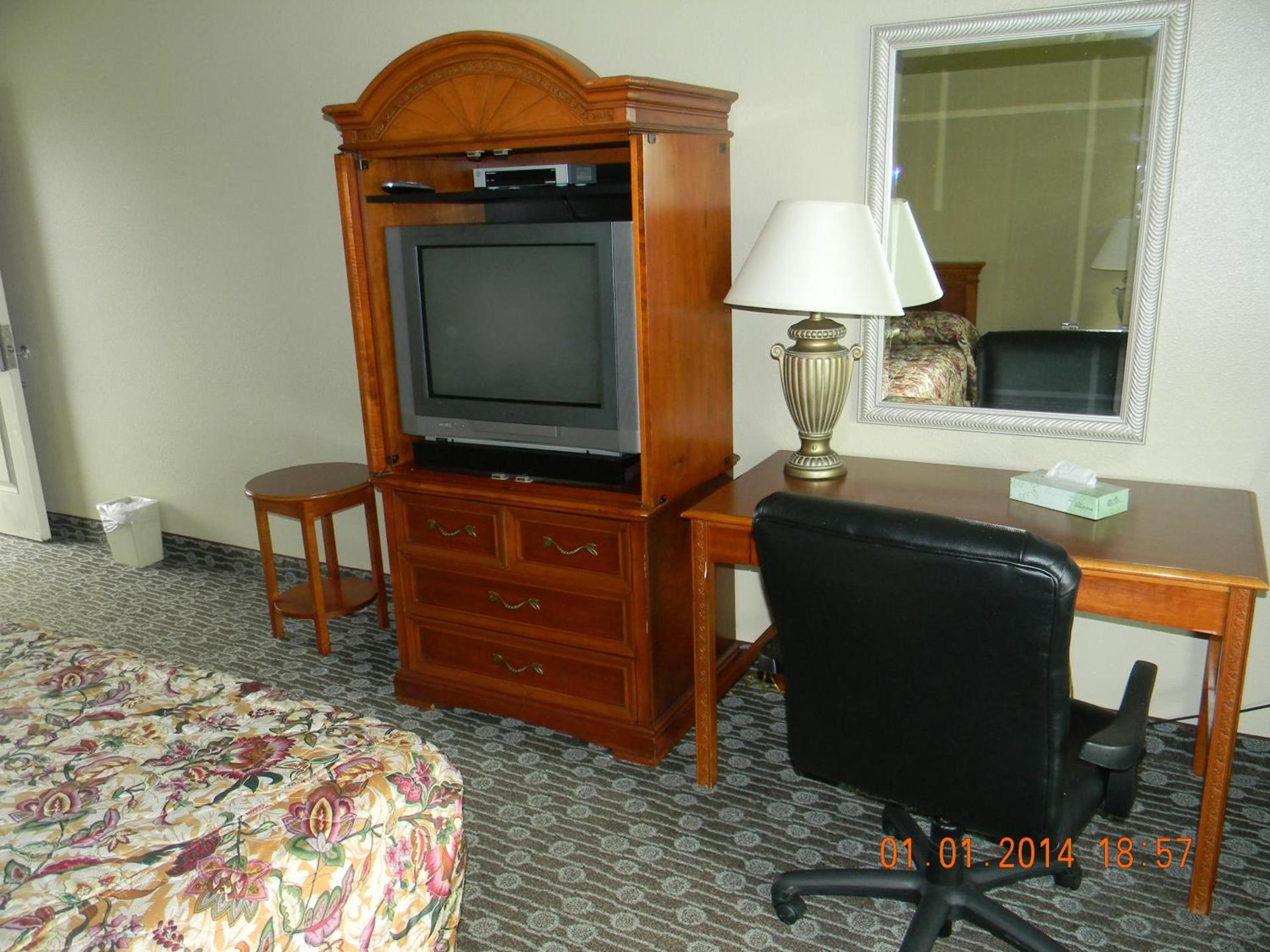 Lakeview Inn Centralia photo 5