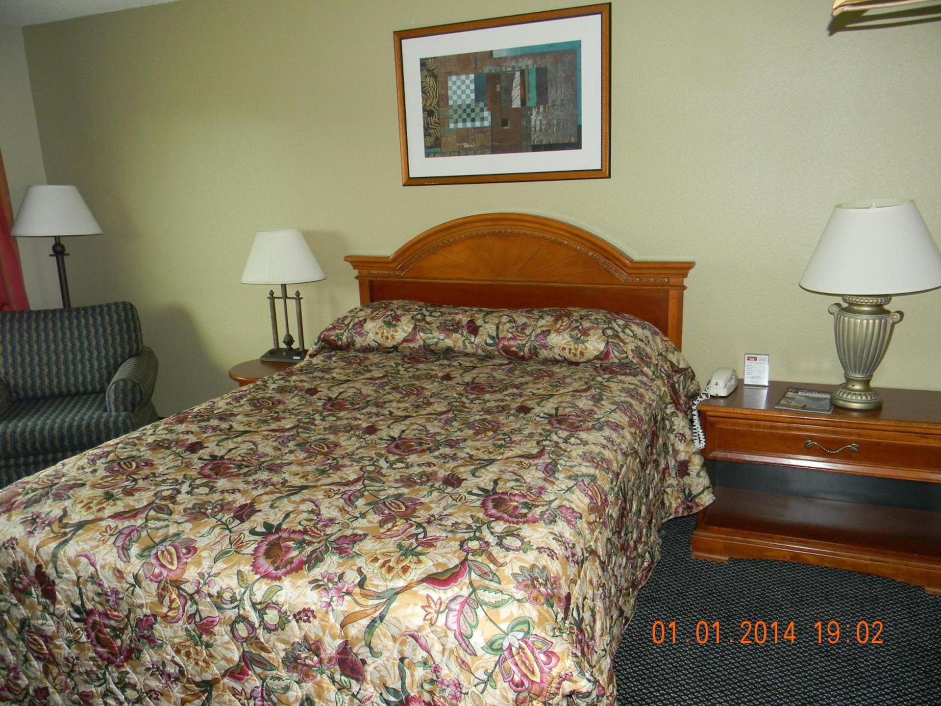 Lakeview Inn Centralia photo 4