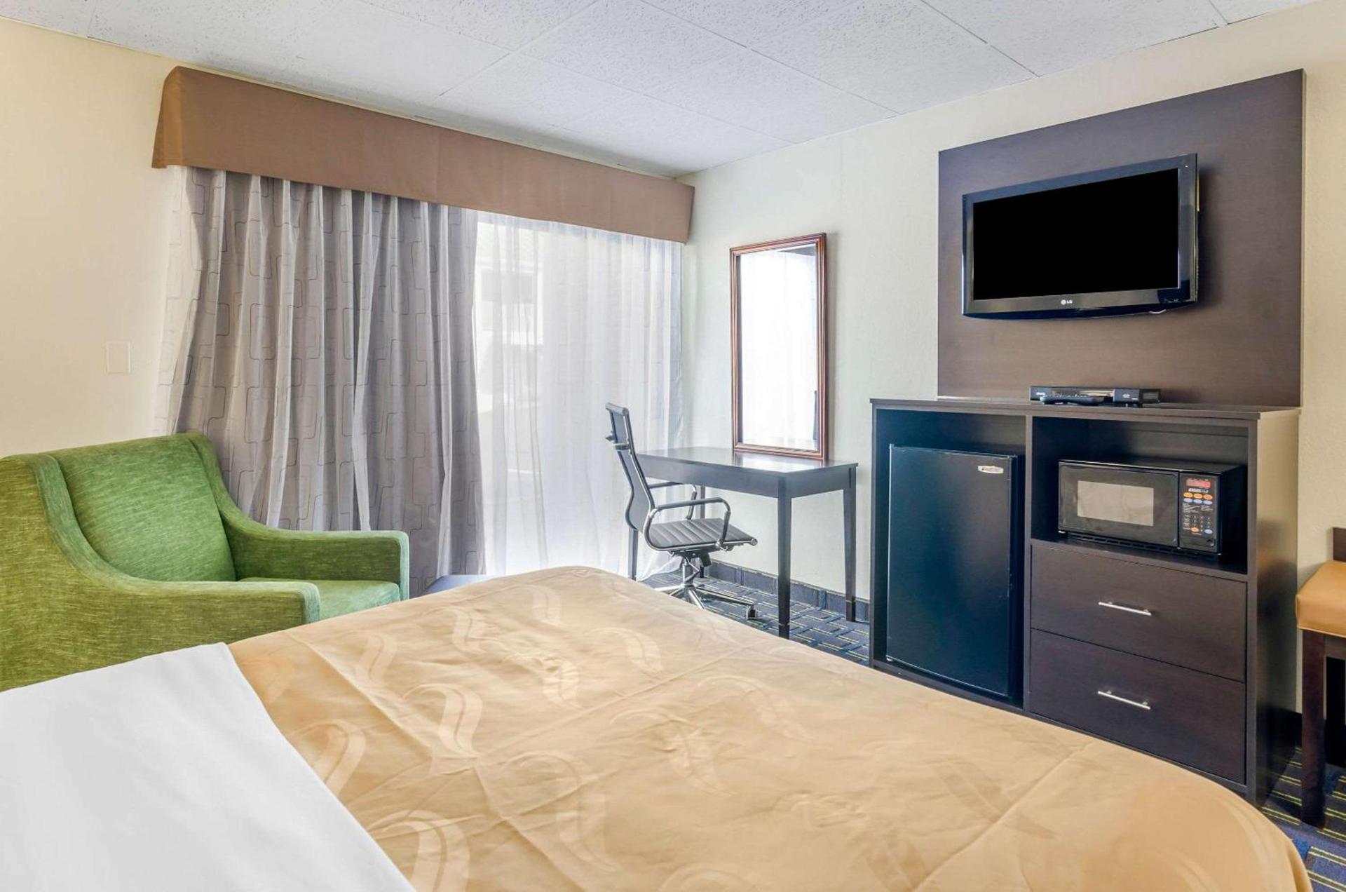 Quality Inn Waynesboro - Skyline Drive photo 12