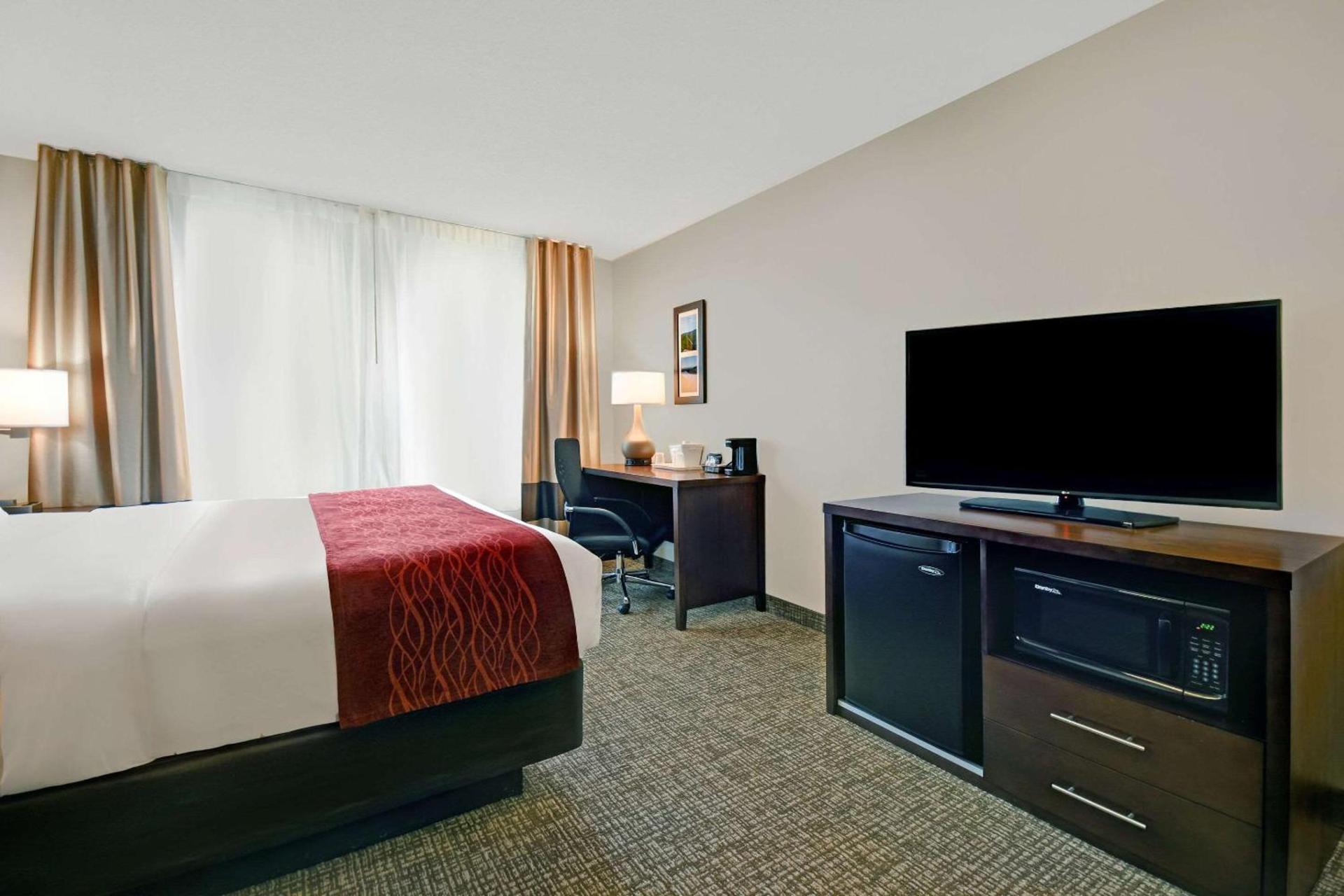 Comfort Inn & Suites Wilton photo 16