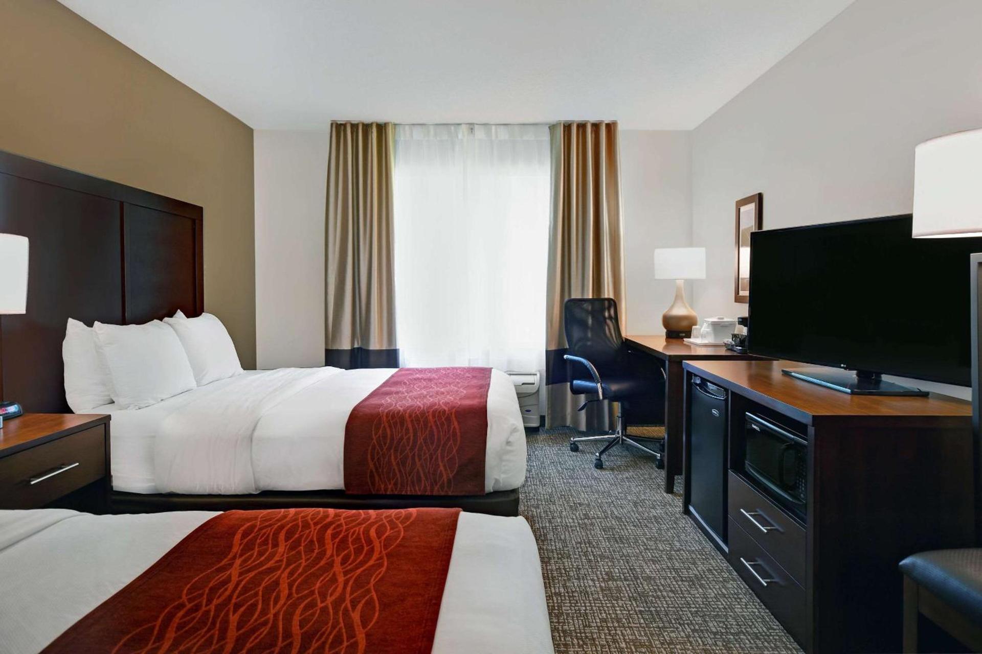 Comfort Inn & Suites Wilton photo 19