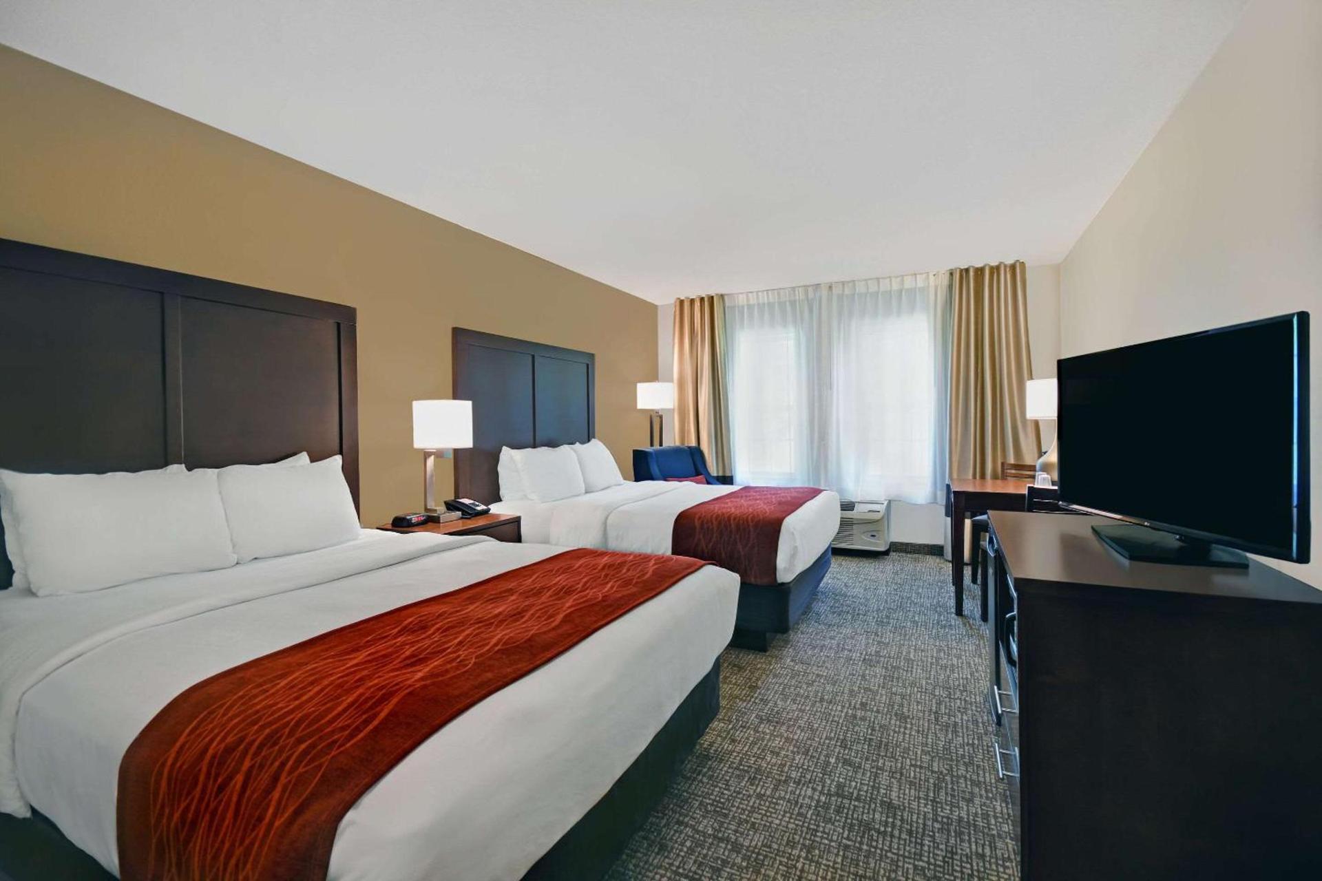 Comfort Inn & Suites Wilton photo 18
