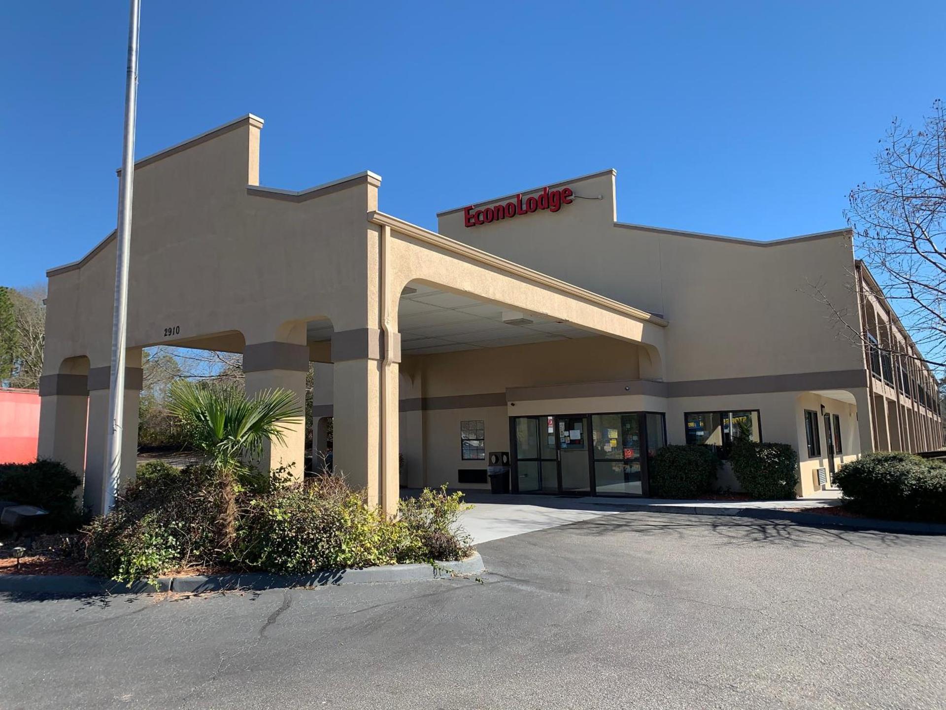 Econo Lodge Dothan West photo 1