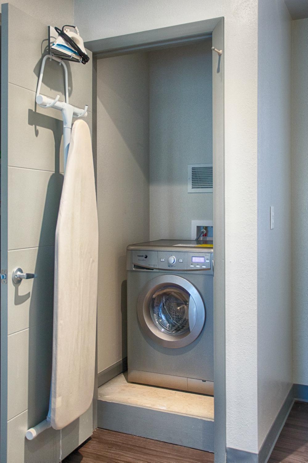Z Loft Extended Stay Hotel photo 41