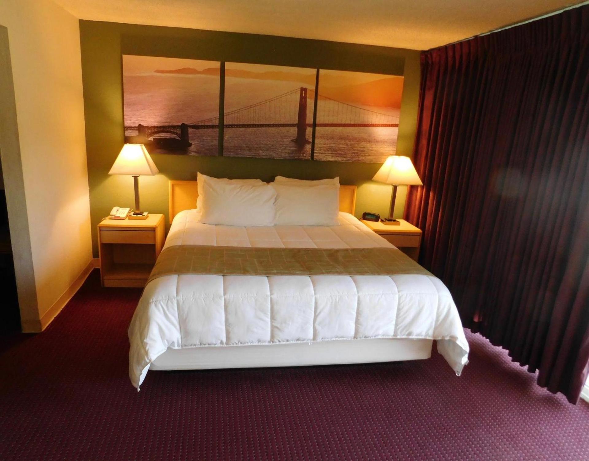Days Inn by Wyndham Novato/San Francisco photo 36