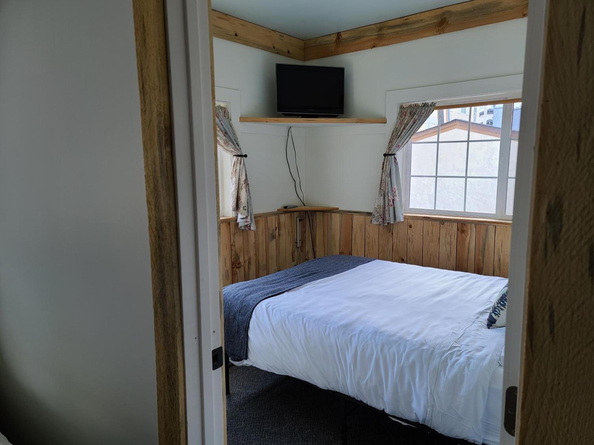 Mrs. Anderson's Lodging photo 17