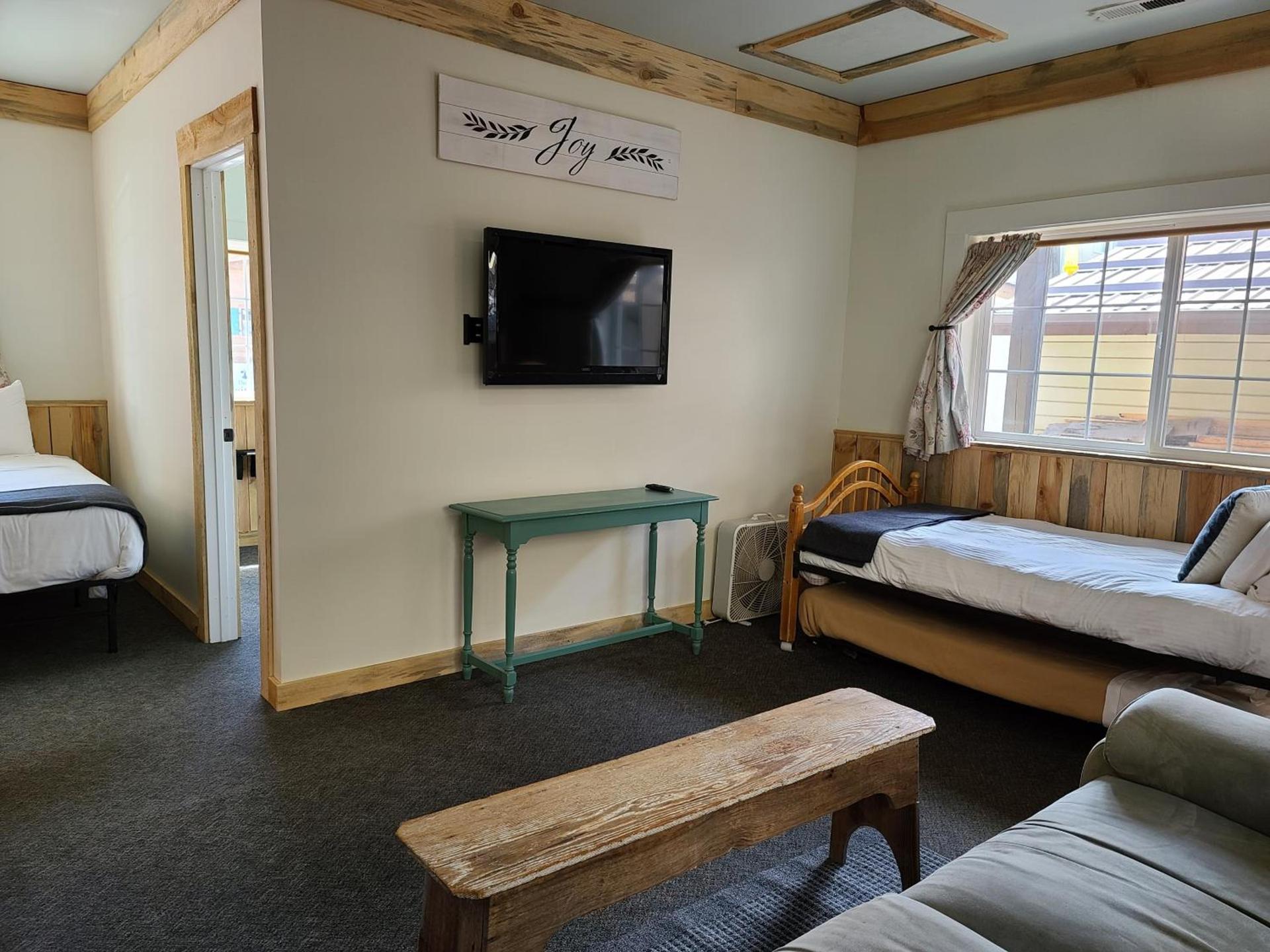 Mrs. Anderson's Lodging photo 24