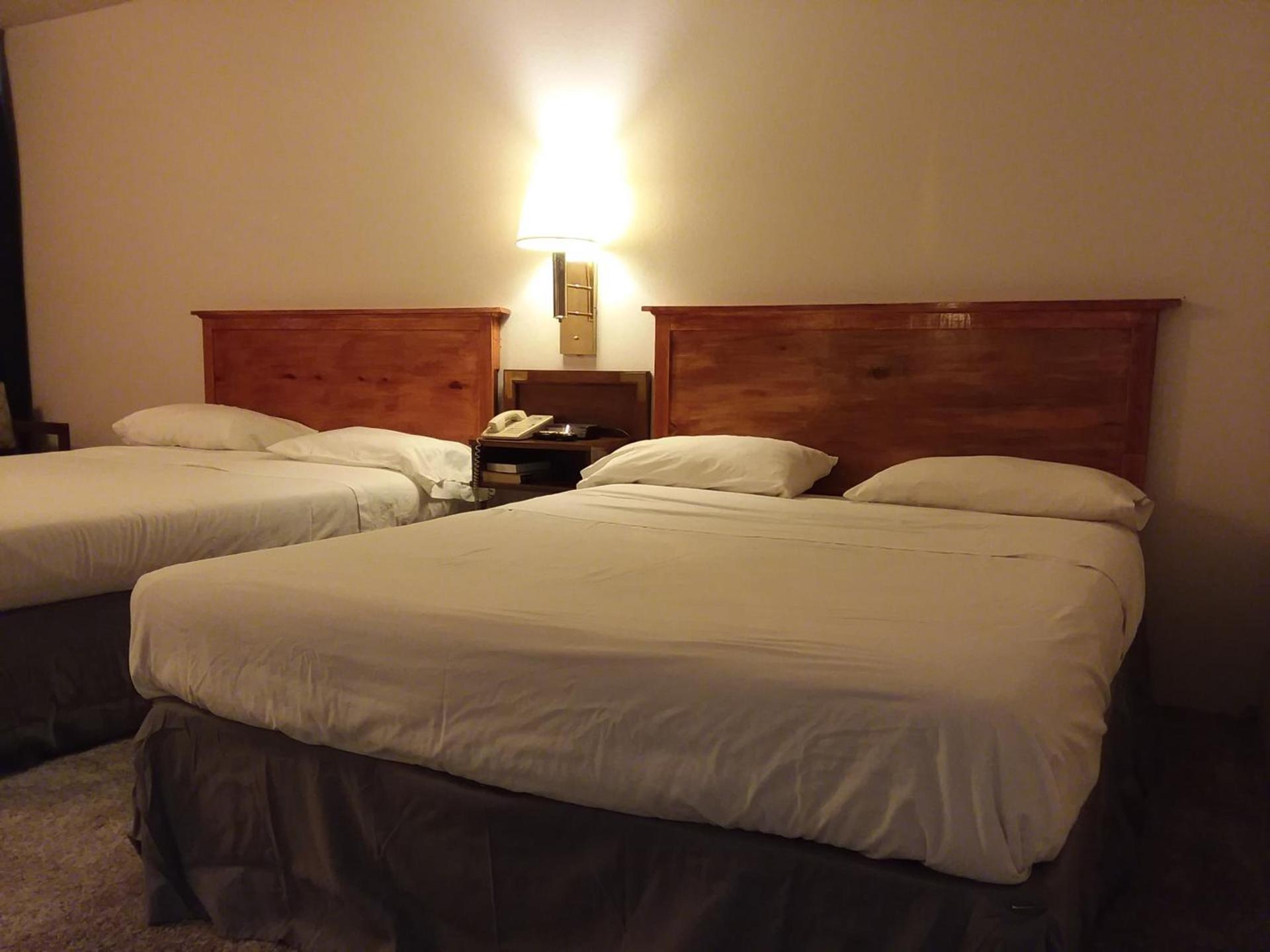 Americas Best Value Inn Laramie photo 16