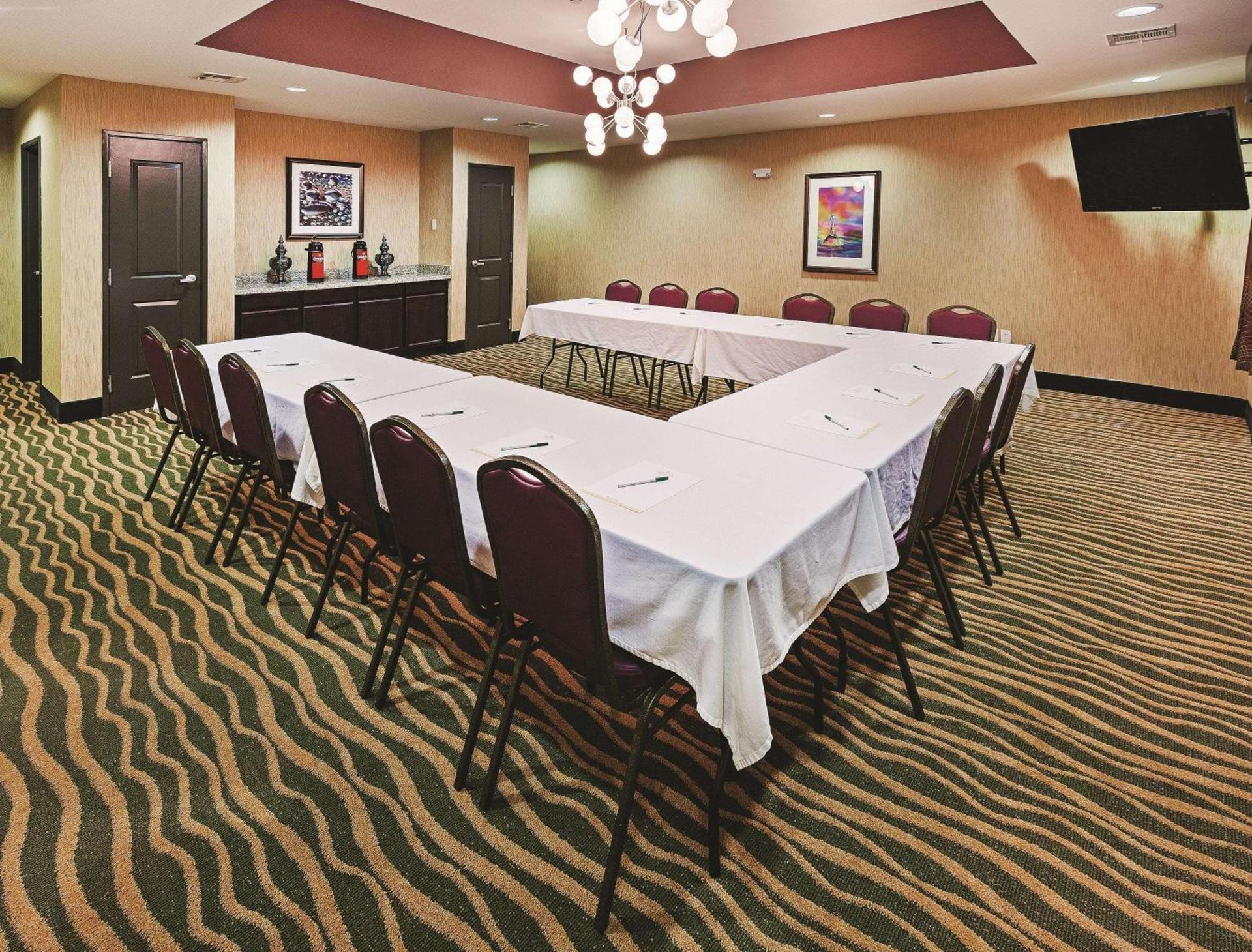 La Quinta by Wyndham Jourdanton - Pleasanton photo 18