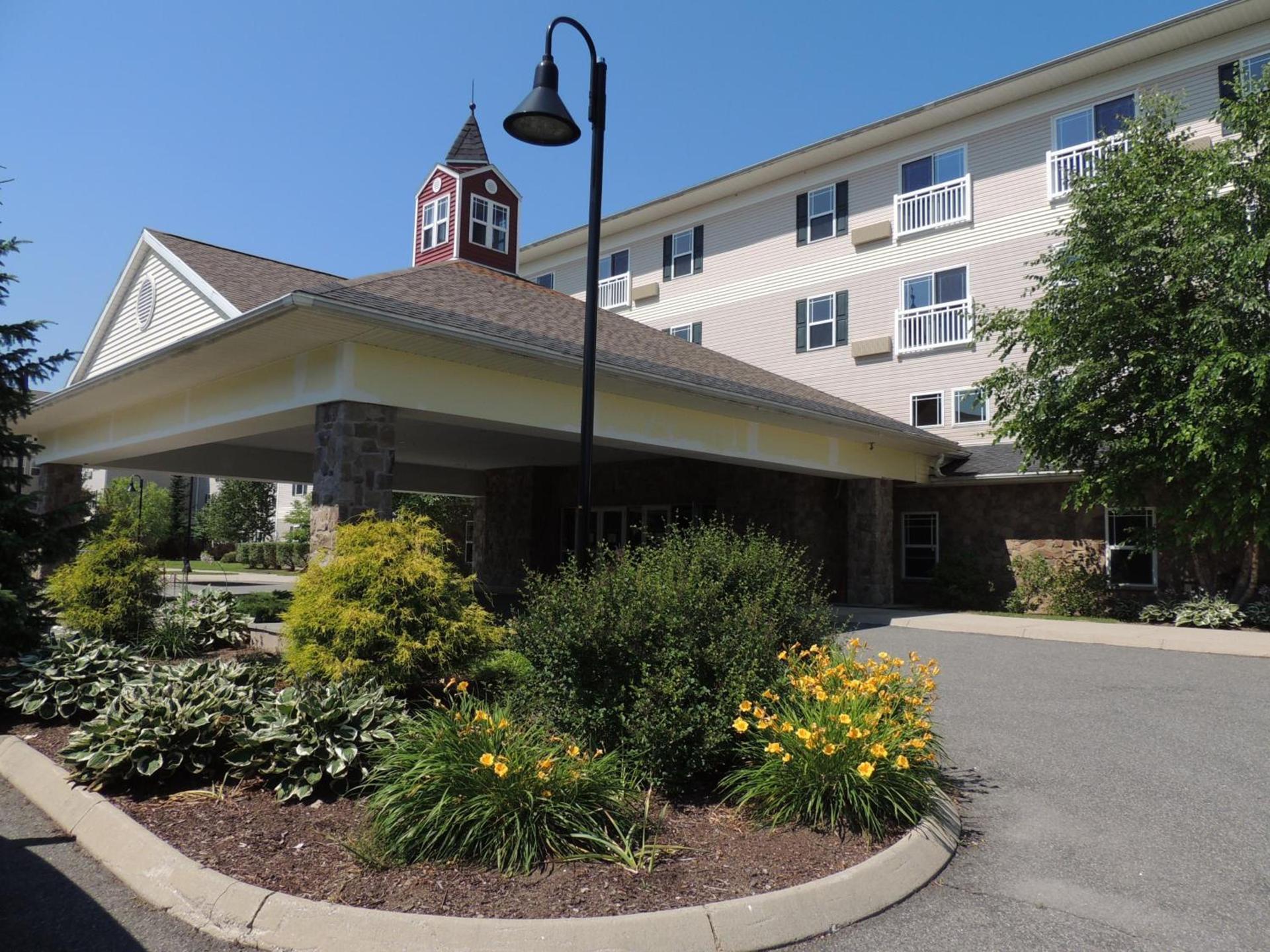 Berkshire Mountain Lodge photo 6