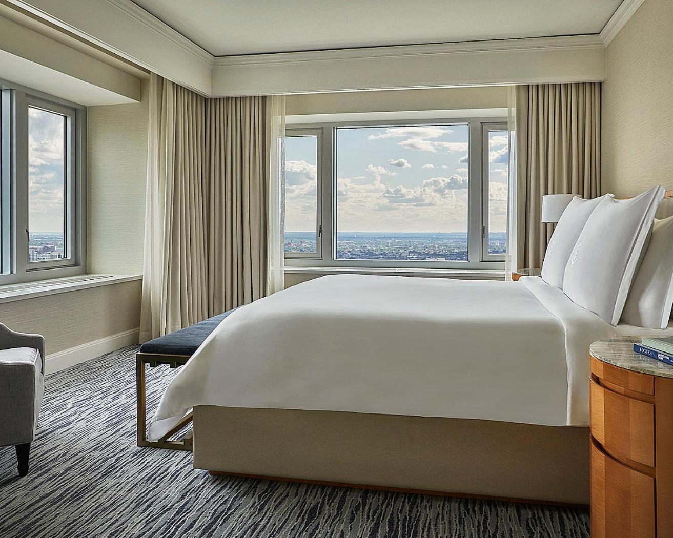 Four Seasons Chicago photo 37
