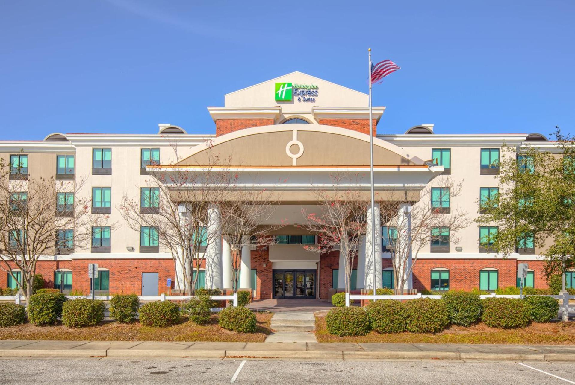 Holiday Inn Express Hotel & Suites Gulf Shores by IHG — hotel in Gulf Shores