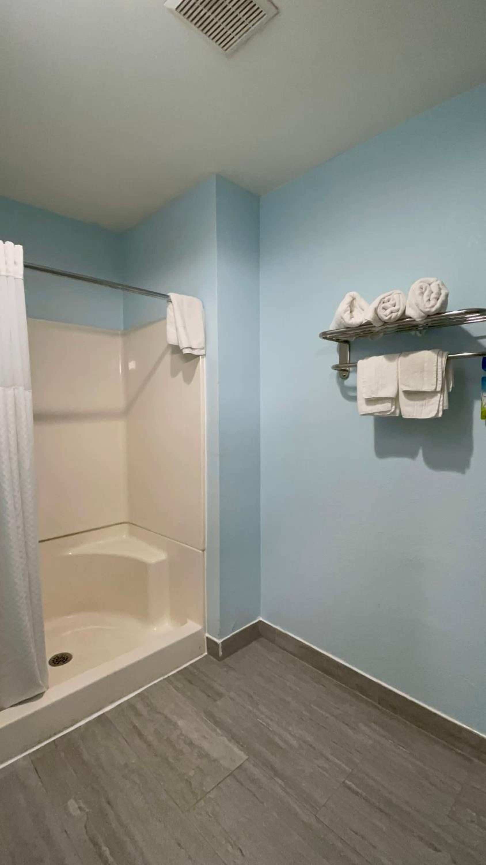 Days Inn by Wyndham Jackson photo 41