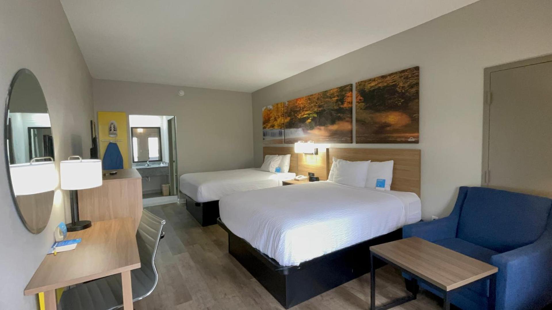 Days Inn by Wyndham Jackson photo 40