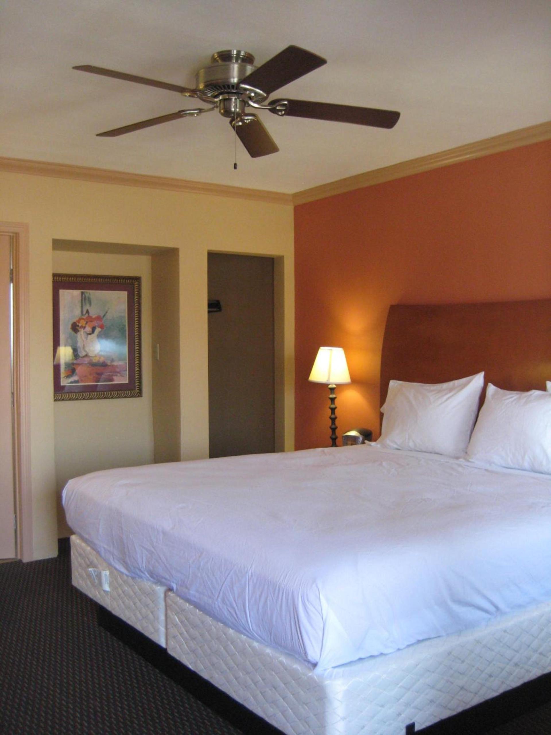 Americas Best Value Inn - Porterville photo 16