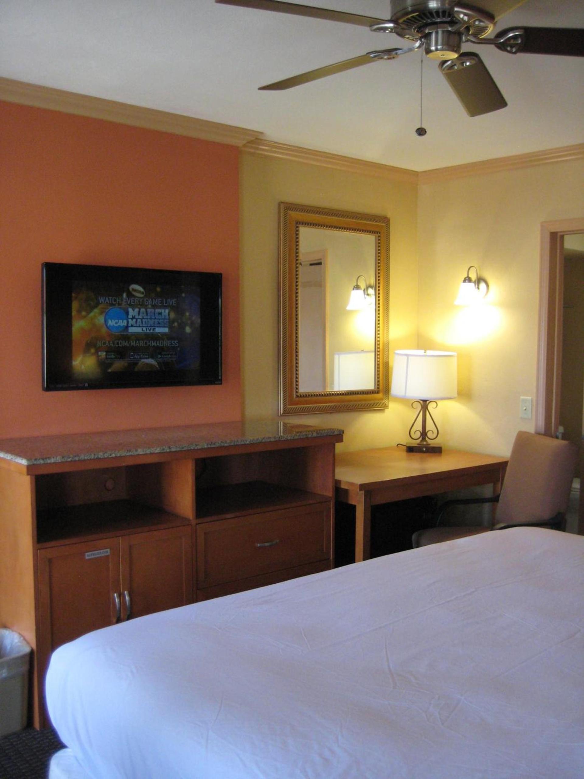 Americas Best Value Inn - Porterville photo 6