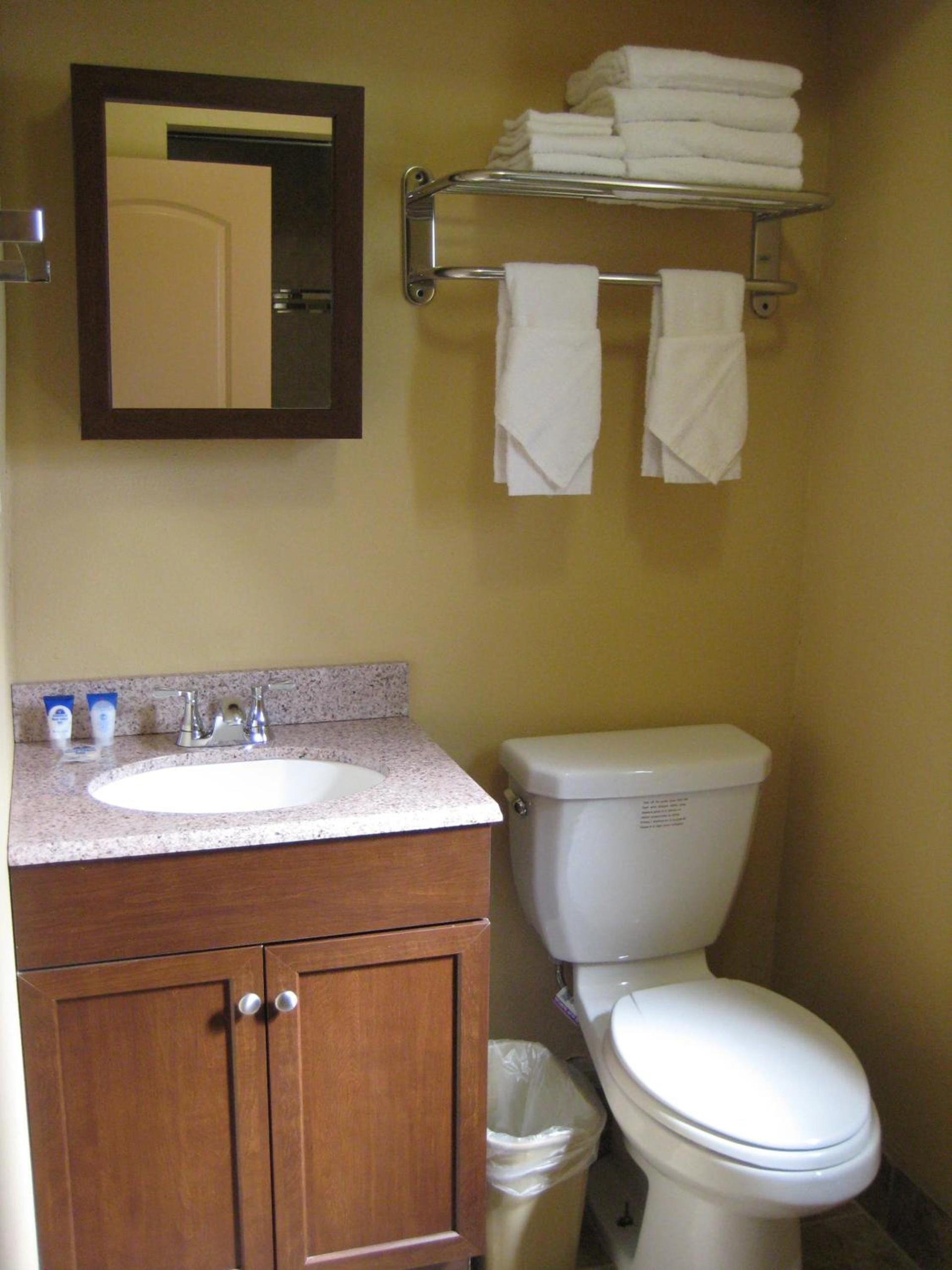 Americas Best Value Inn - Porterville photo 15