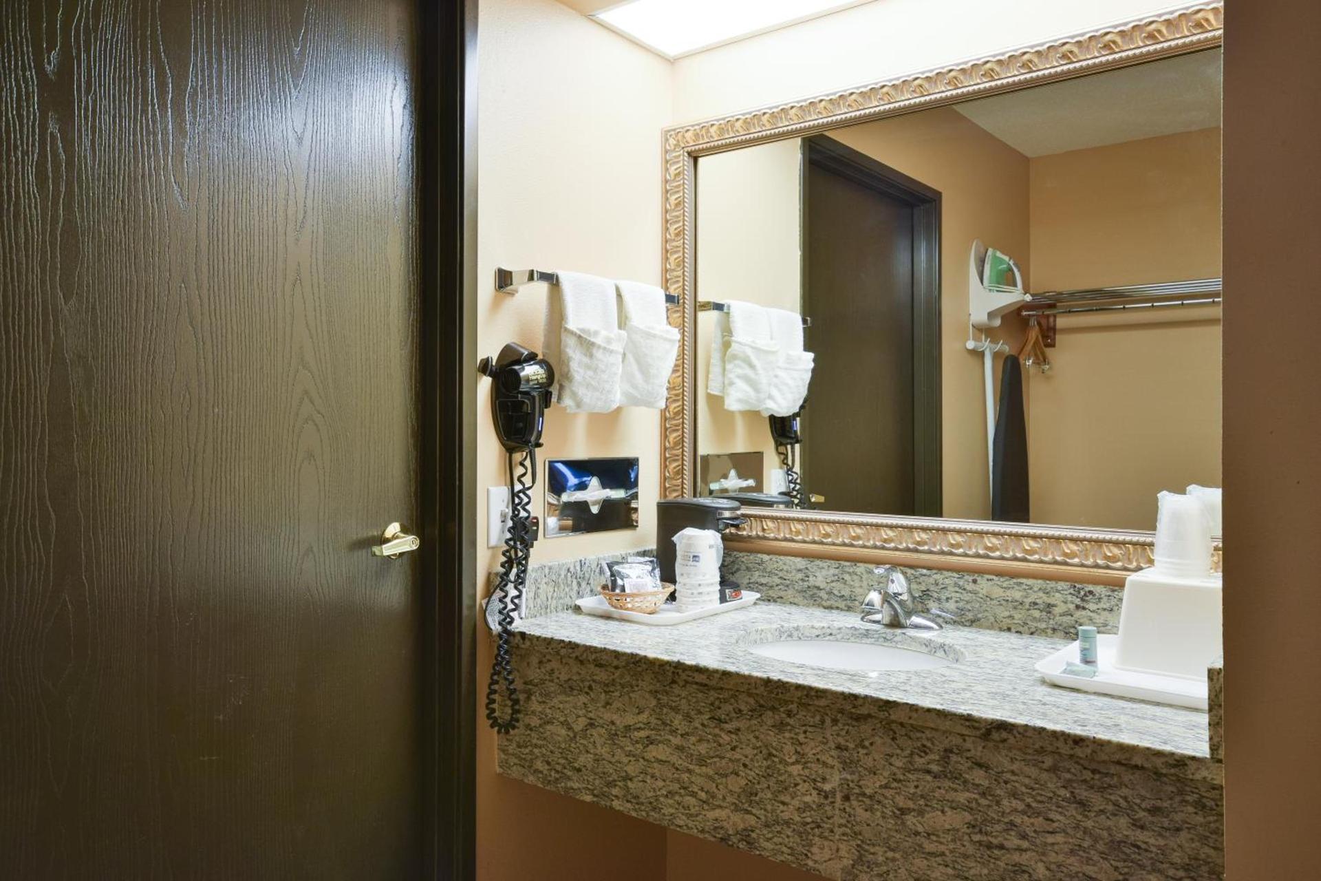 Best Western Resort Hotel & Conference Center Portage photo 14