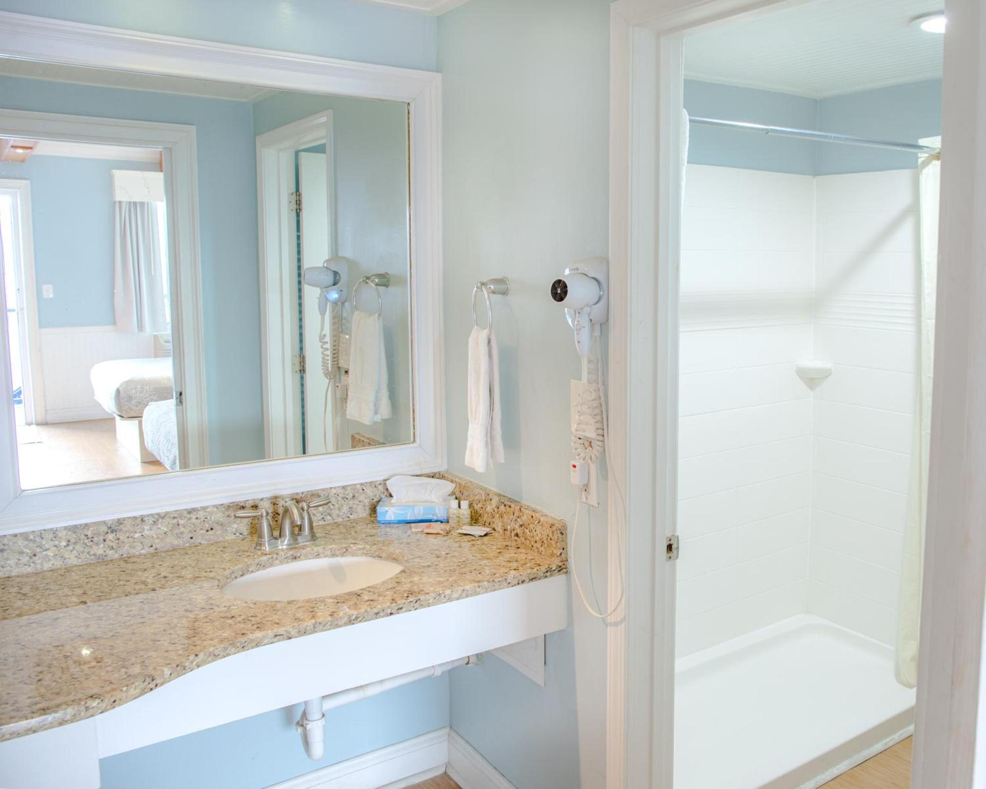 Sea and Breeze Hotel and Condo photo 15