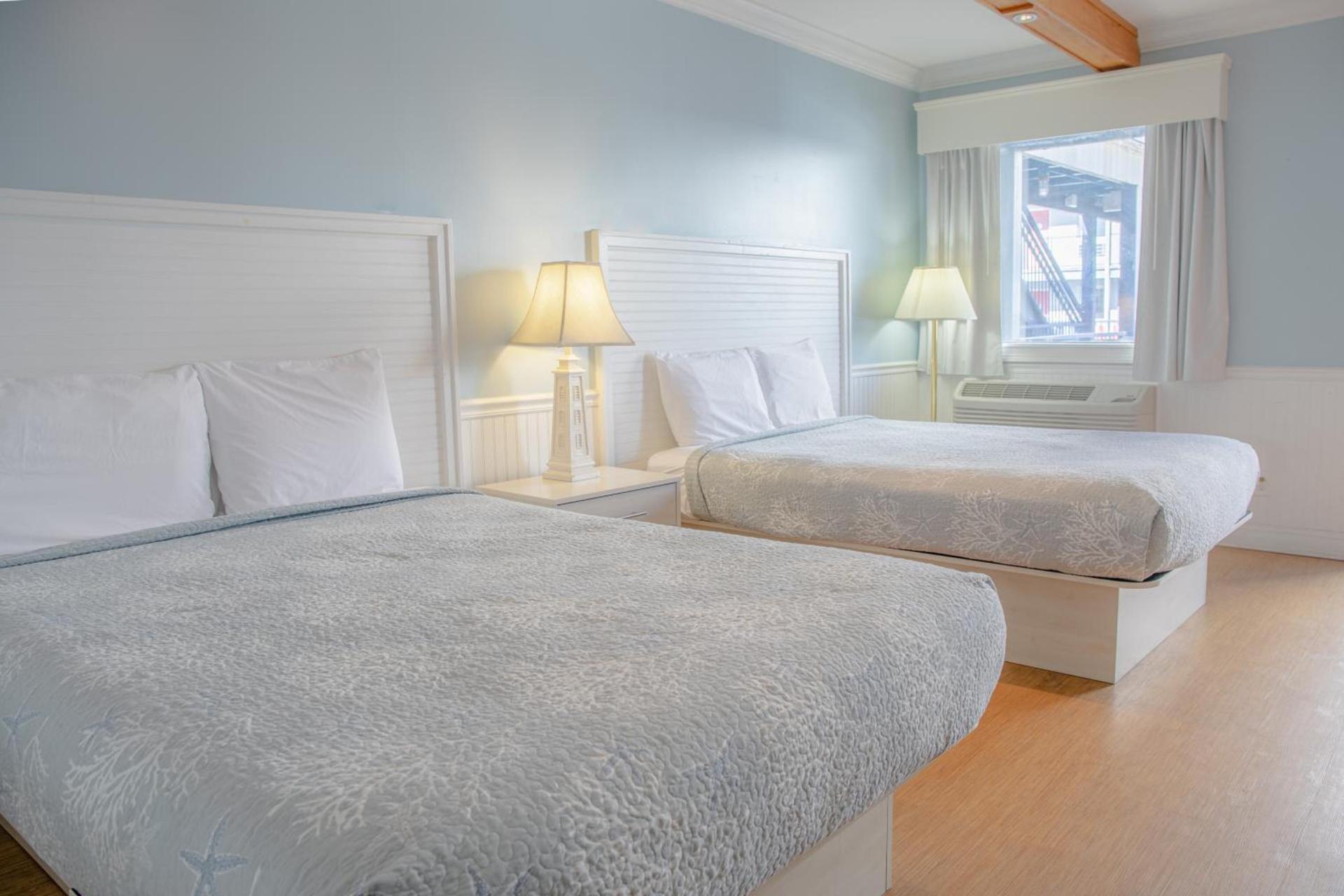 Sea and Breeze Hotel and Condo photo 18