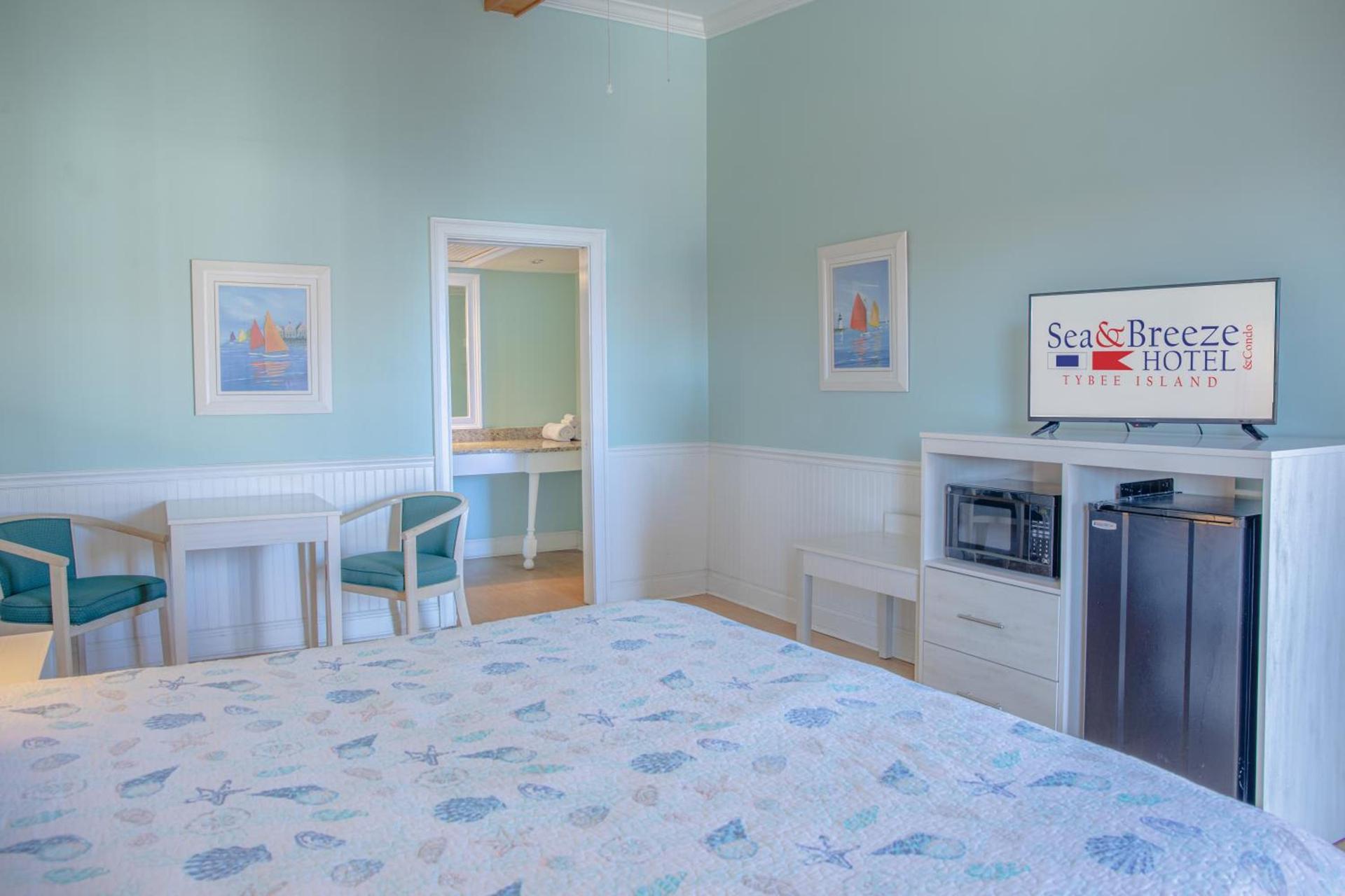 Sea and Breeze Hotel and Condo photo 11