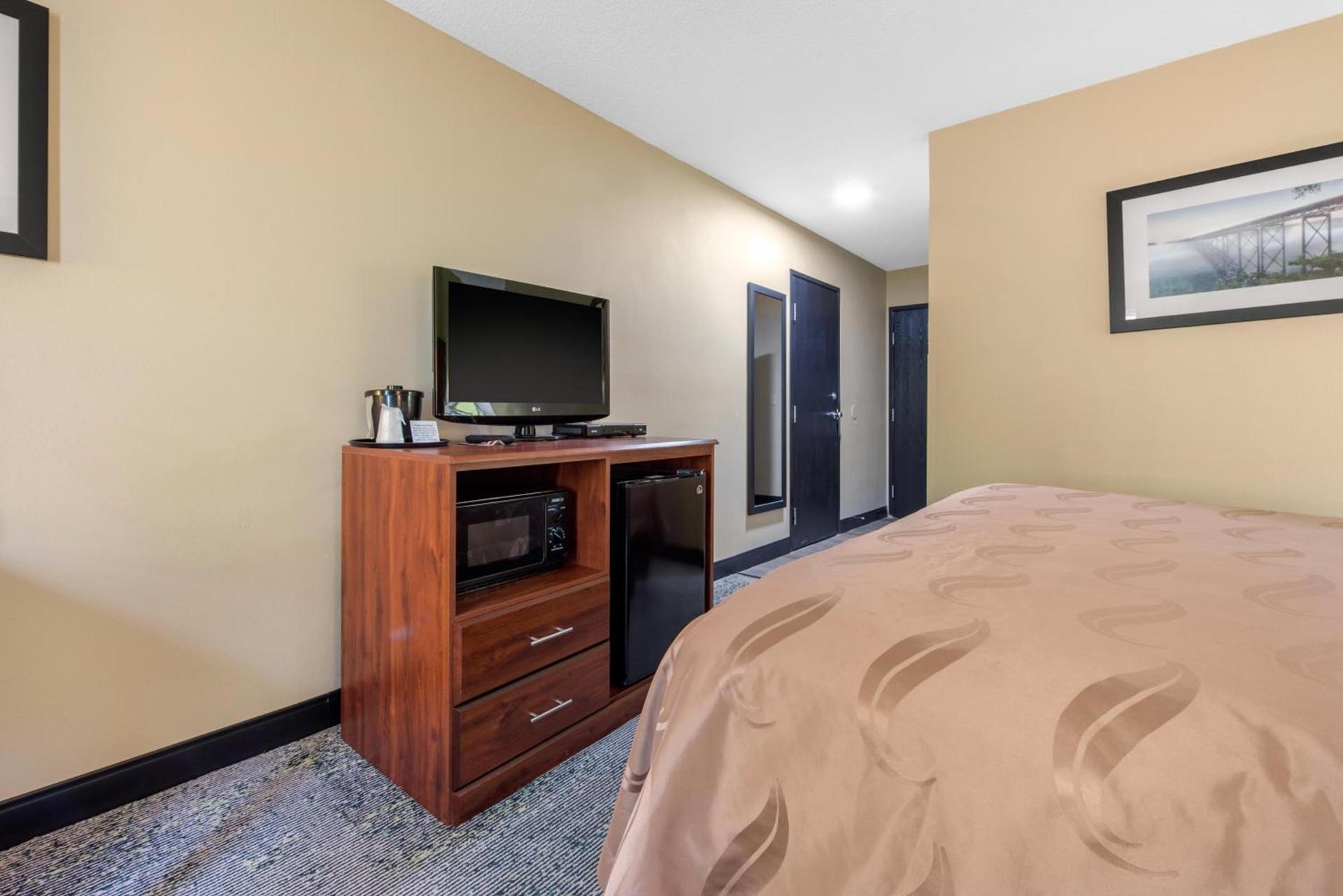Quality Inn Morgantown photo 39
