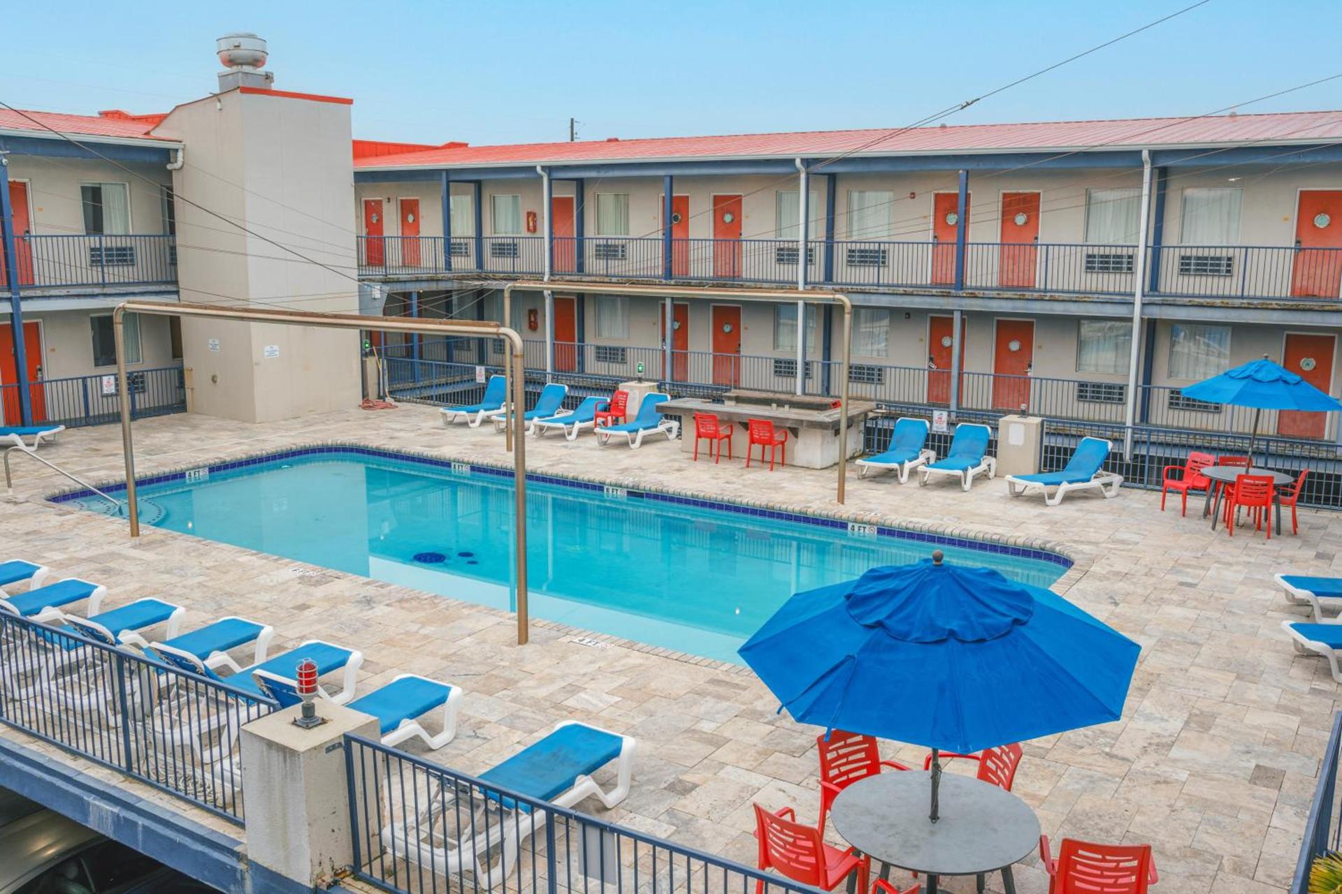 Sea and Breeze Hotel and Condo photo 52