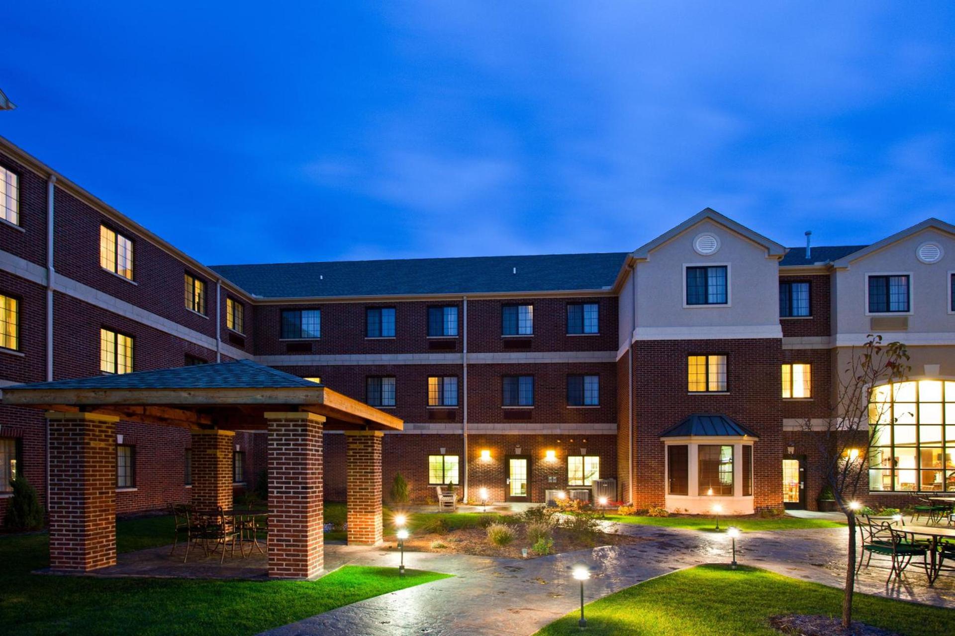 Staybridge Suites Lansing-Okemos by IHG photo 32